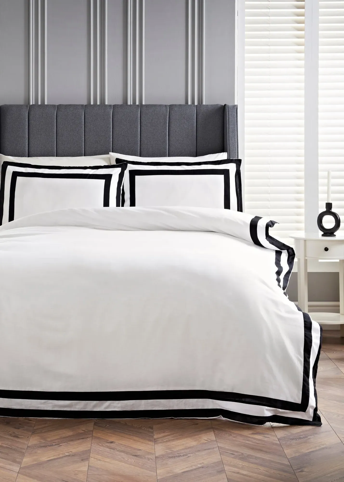 Monochrome Border Double Duvet Cover - White product