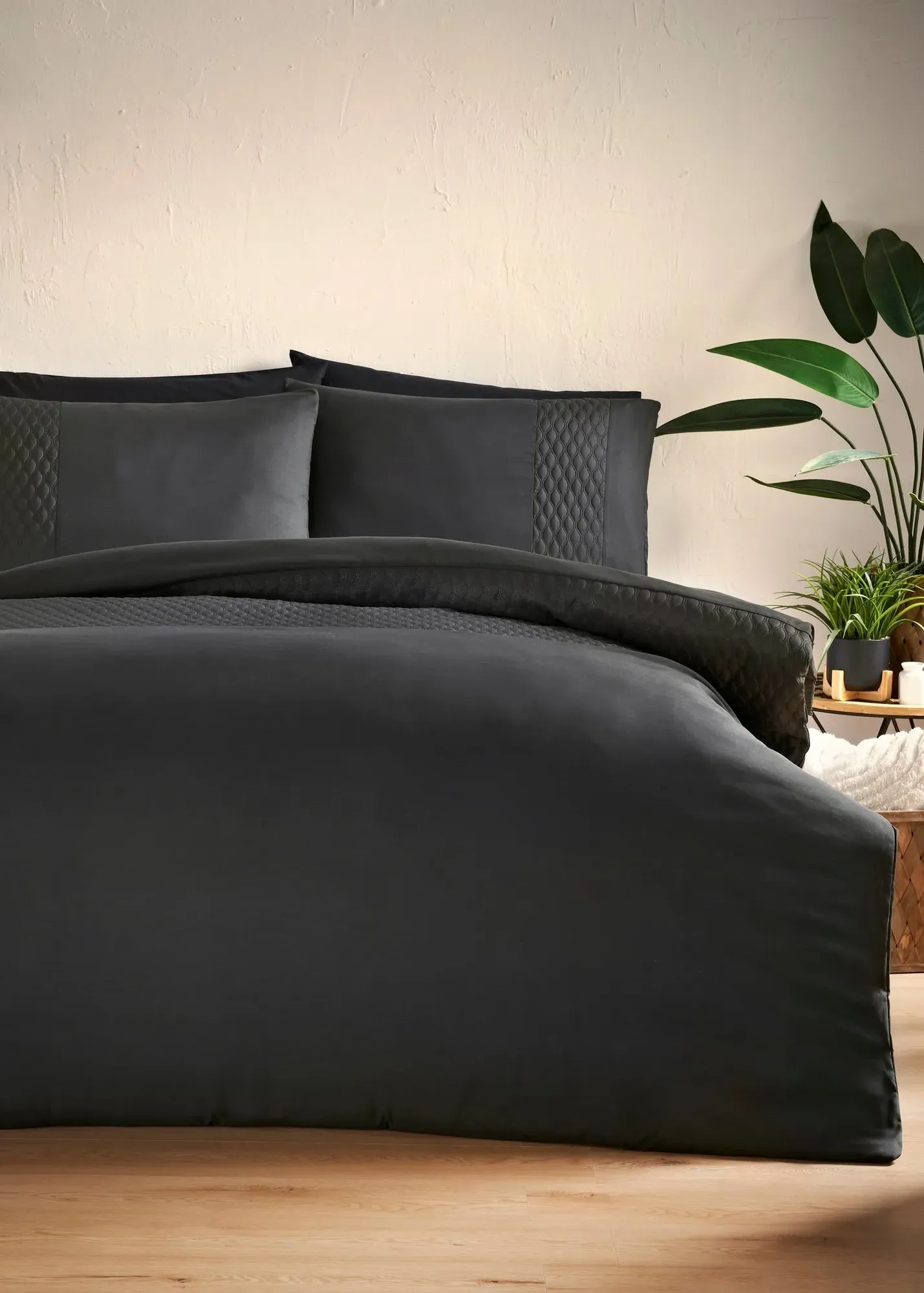 Pinsonic Single Duvet Set - Black, Polyester product