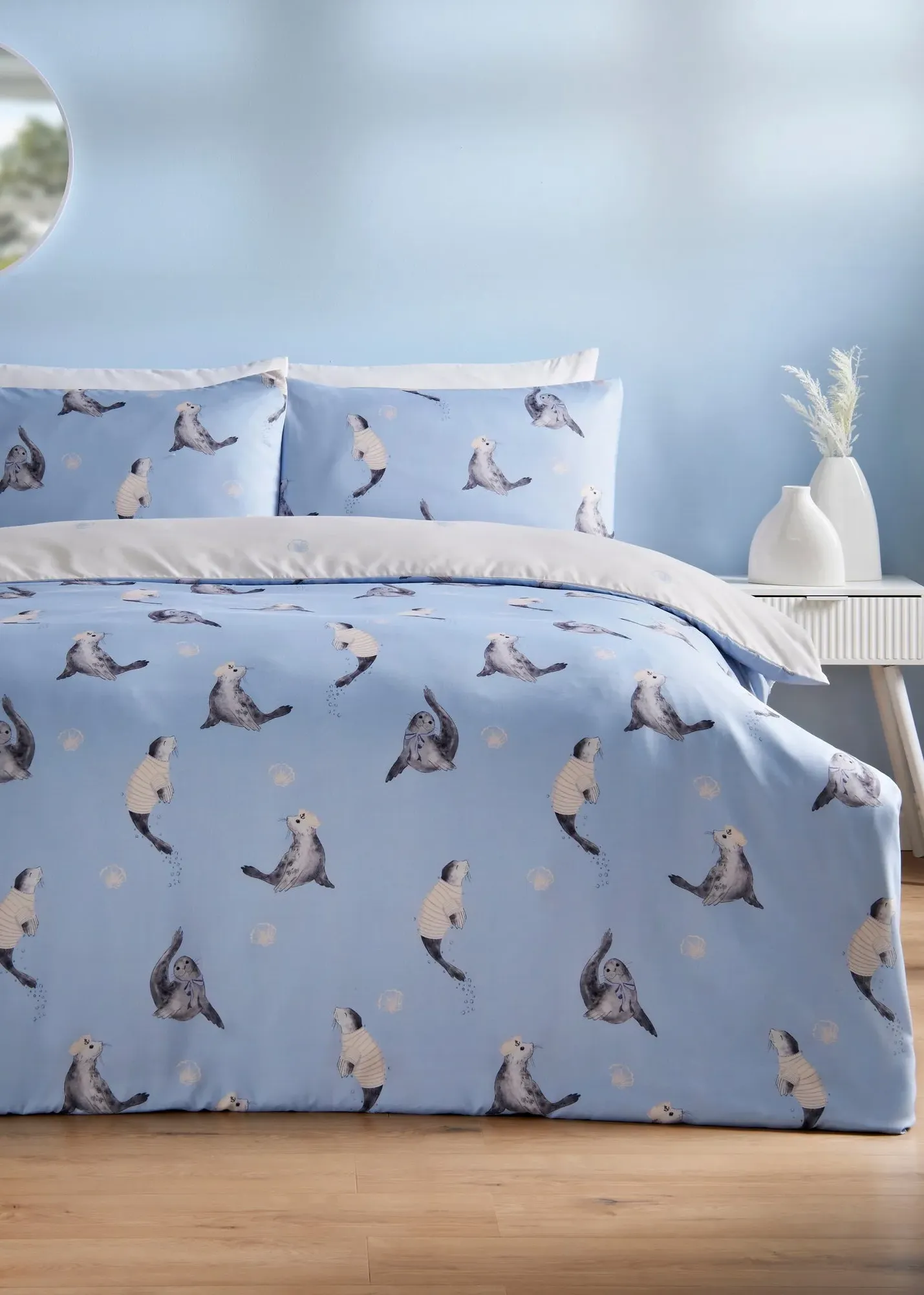 Seals Double Duvet Set - Blue, Polyester product