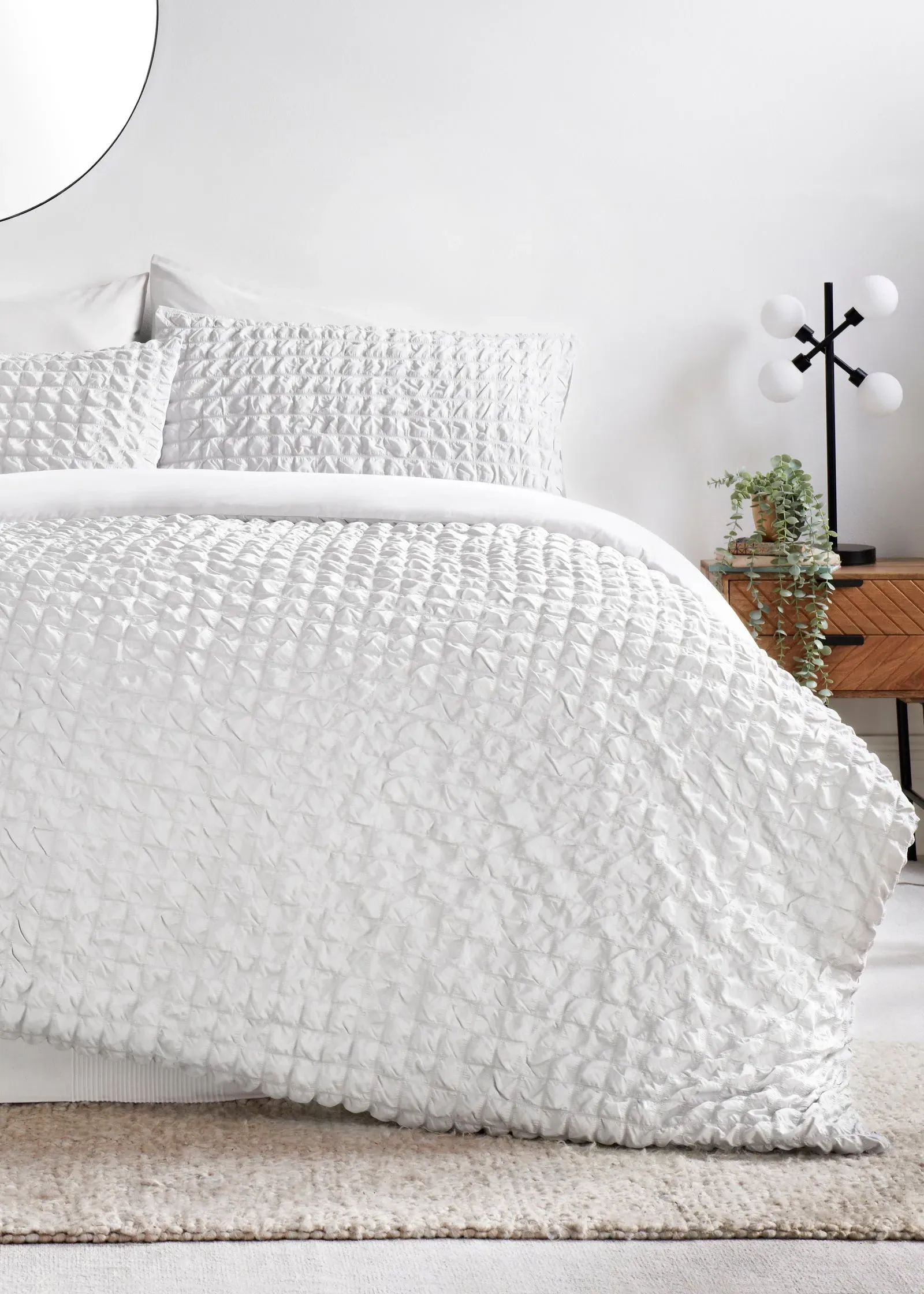 Seersucker Double Duvet Cover Set - White, Polyester product