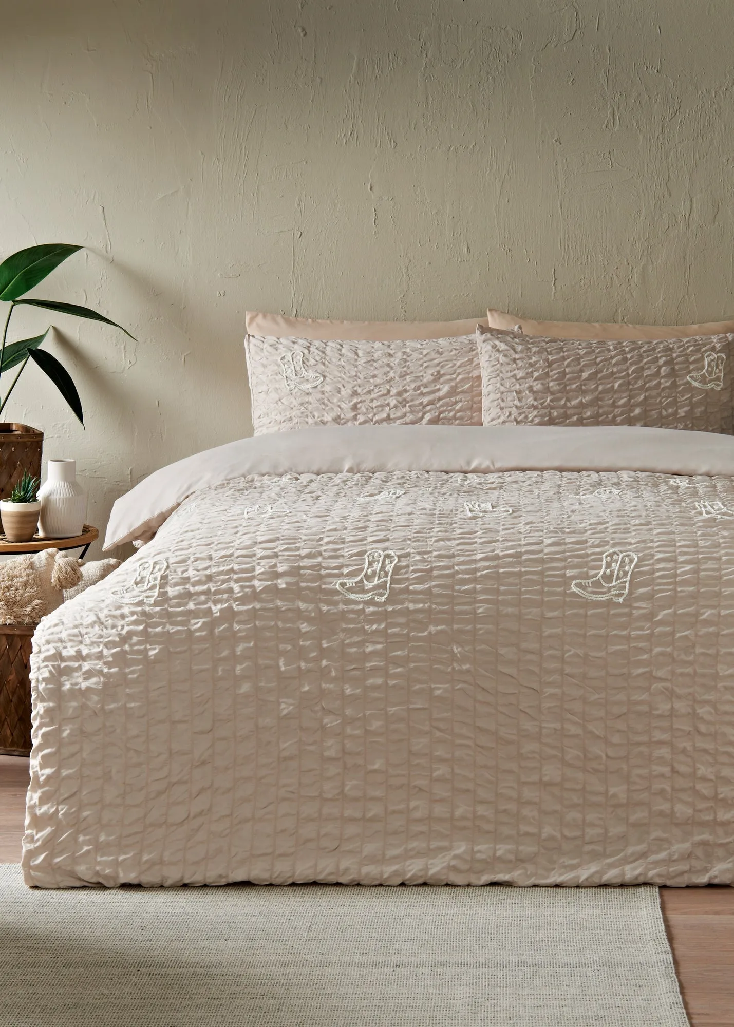 Seersucker Embroidered Boot Single Duvet Set - Natural product
