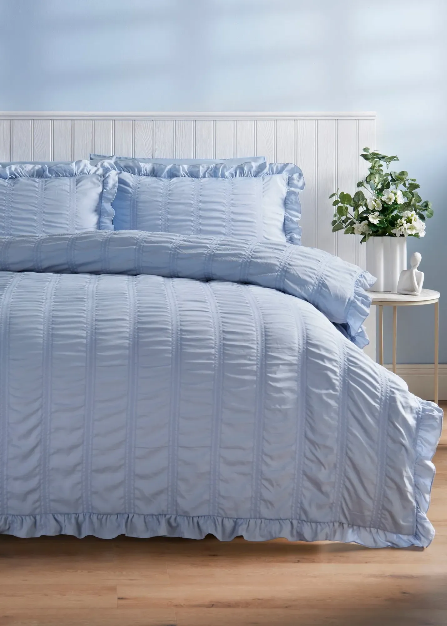 Seersucker Frill Double Duvet Set - Blue product