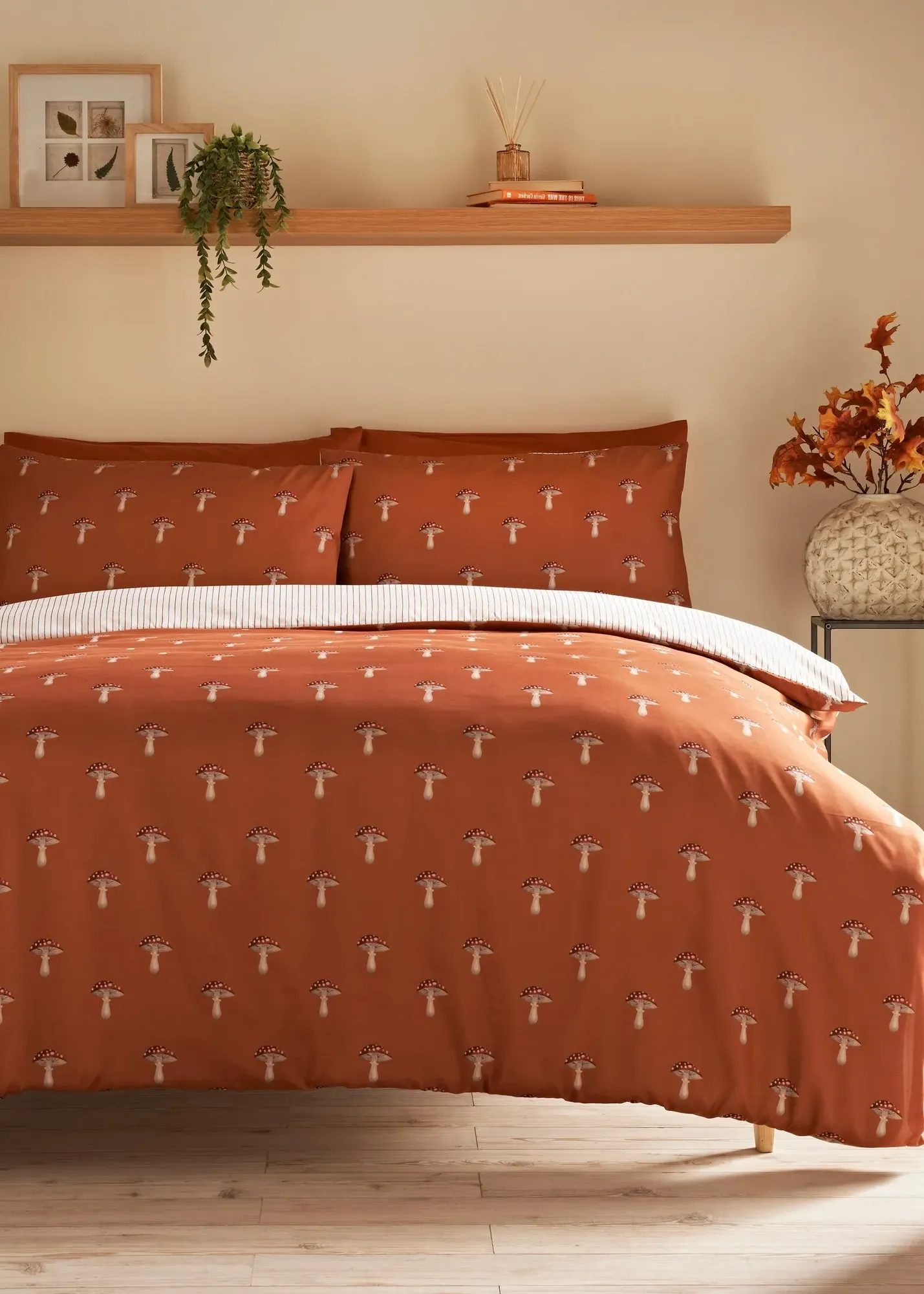 Single Duvet Set Reversible Mushroom Print - Orange, Polyester product