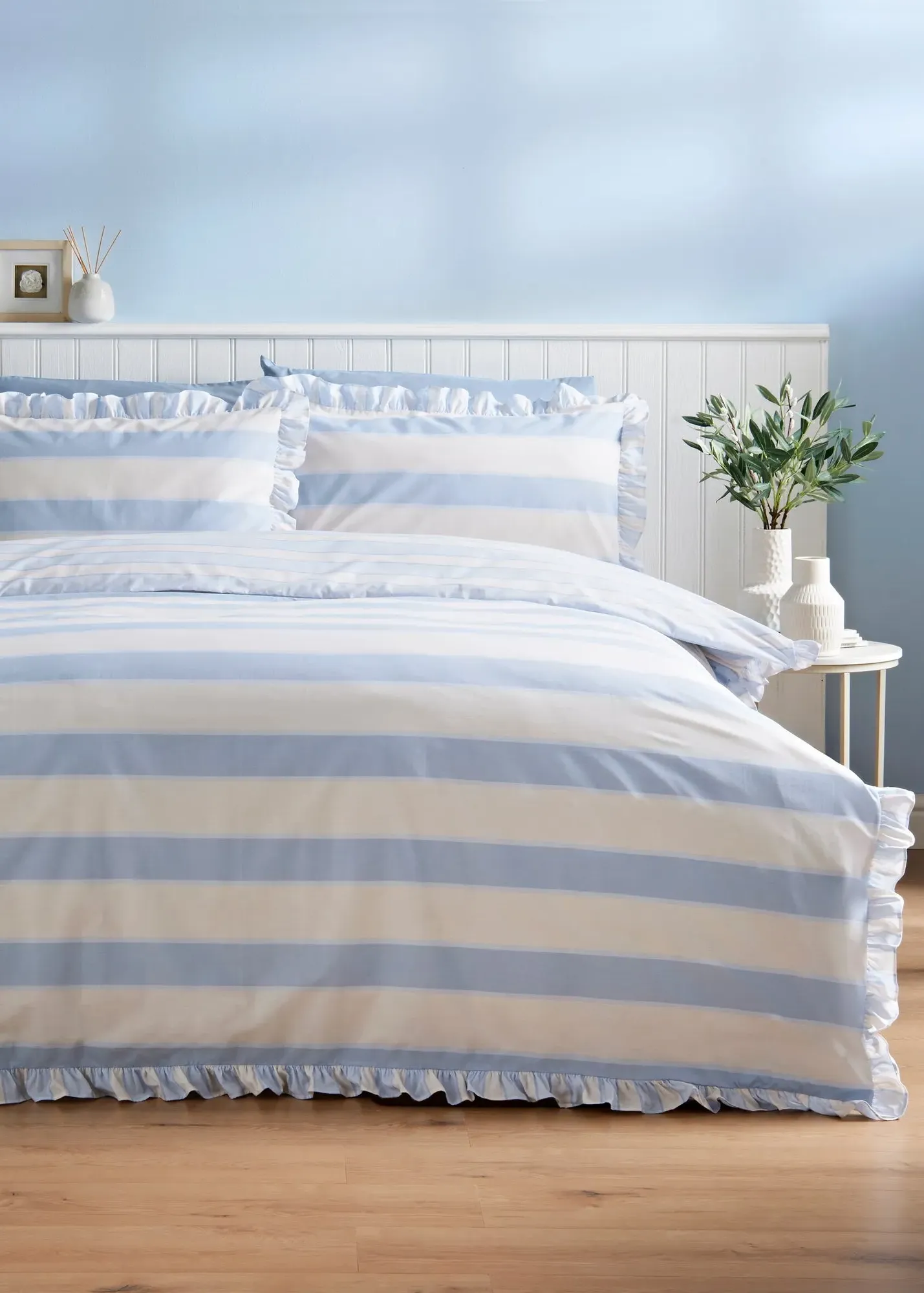 Stripe Frill Duvet Set Double - Blue, Cotton product