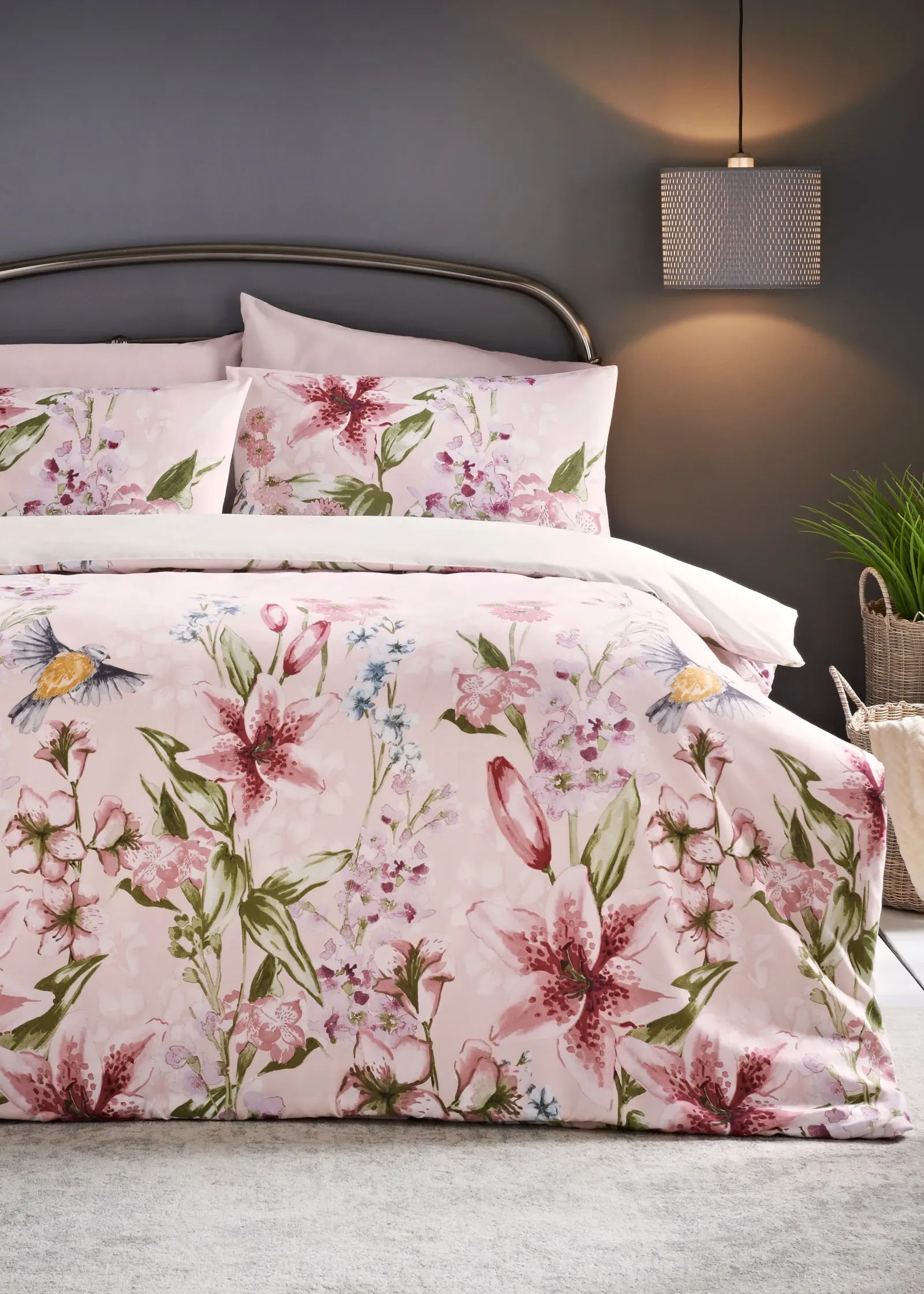 Trailing Floral Reversible Single Duvet Set - Pink, Polyester product