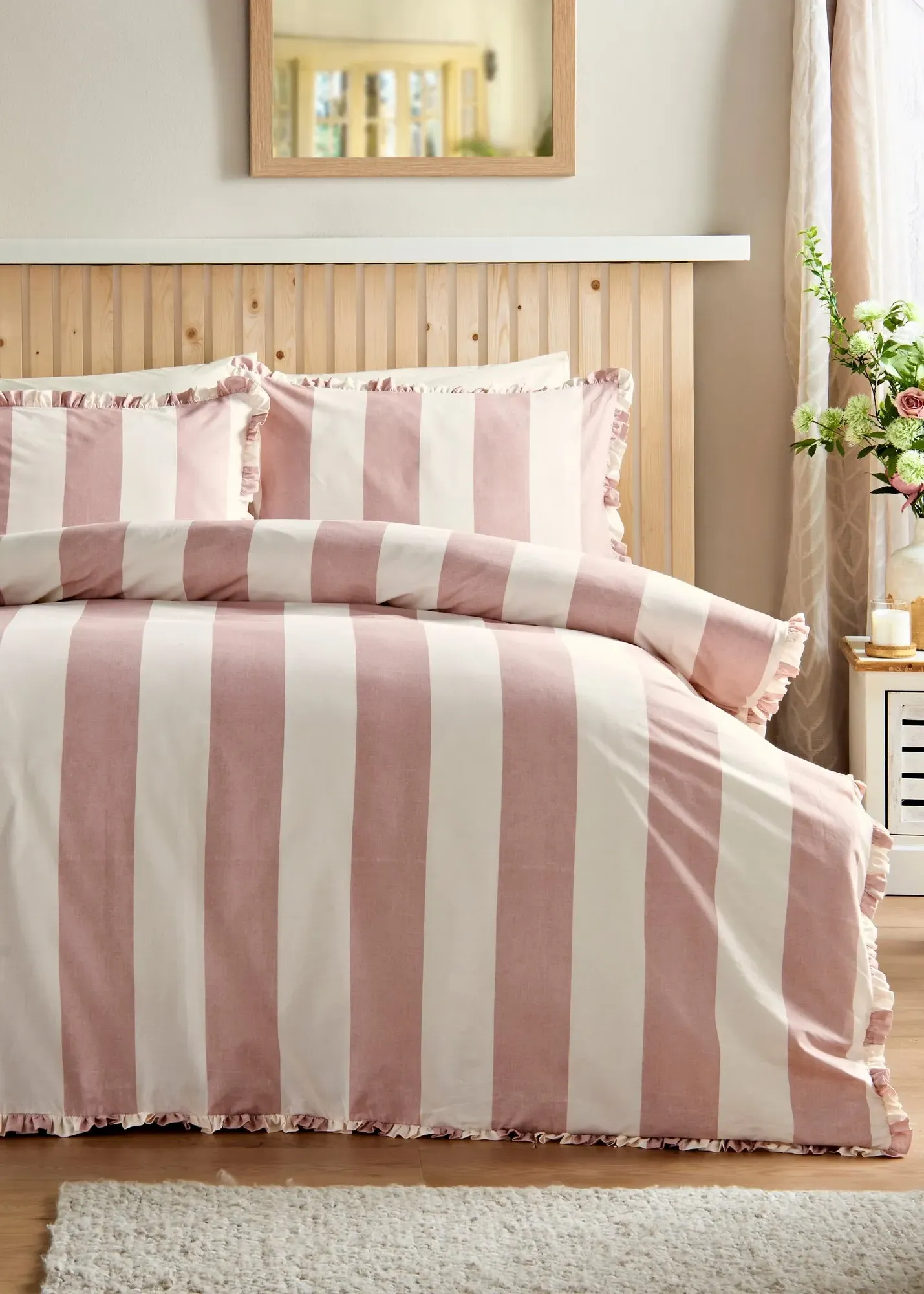 Wide Stripe Pleat Duvet Set Double - Pink, Cotton product