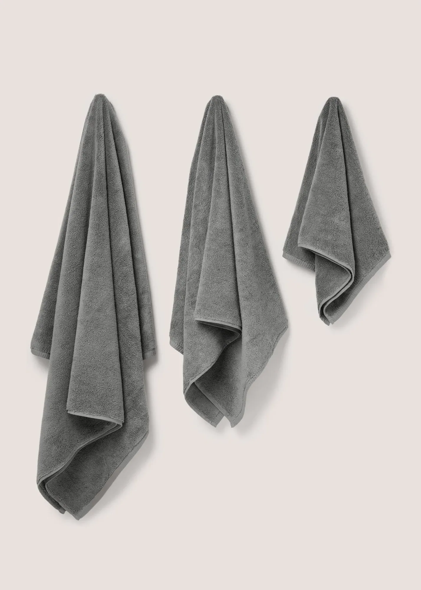 Zero Twist Hand Towel 700GSM - Grey, Cotton product
