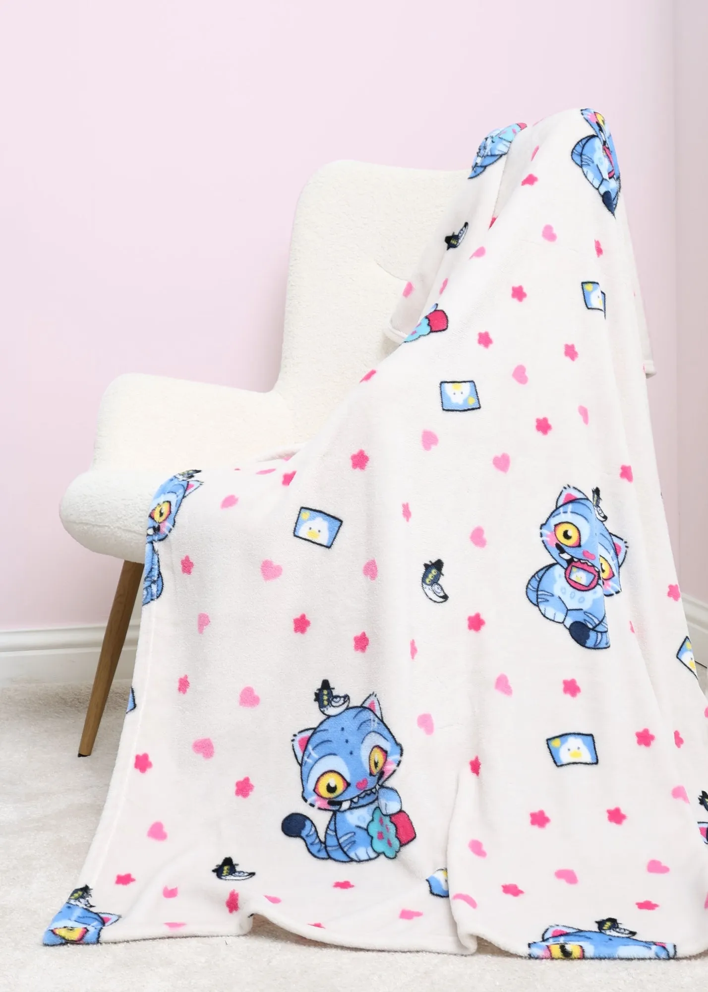 Derpy Flower Fleece Blanket - White, Recycled Polyester product
