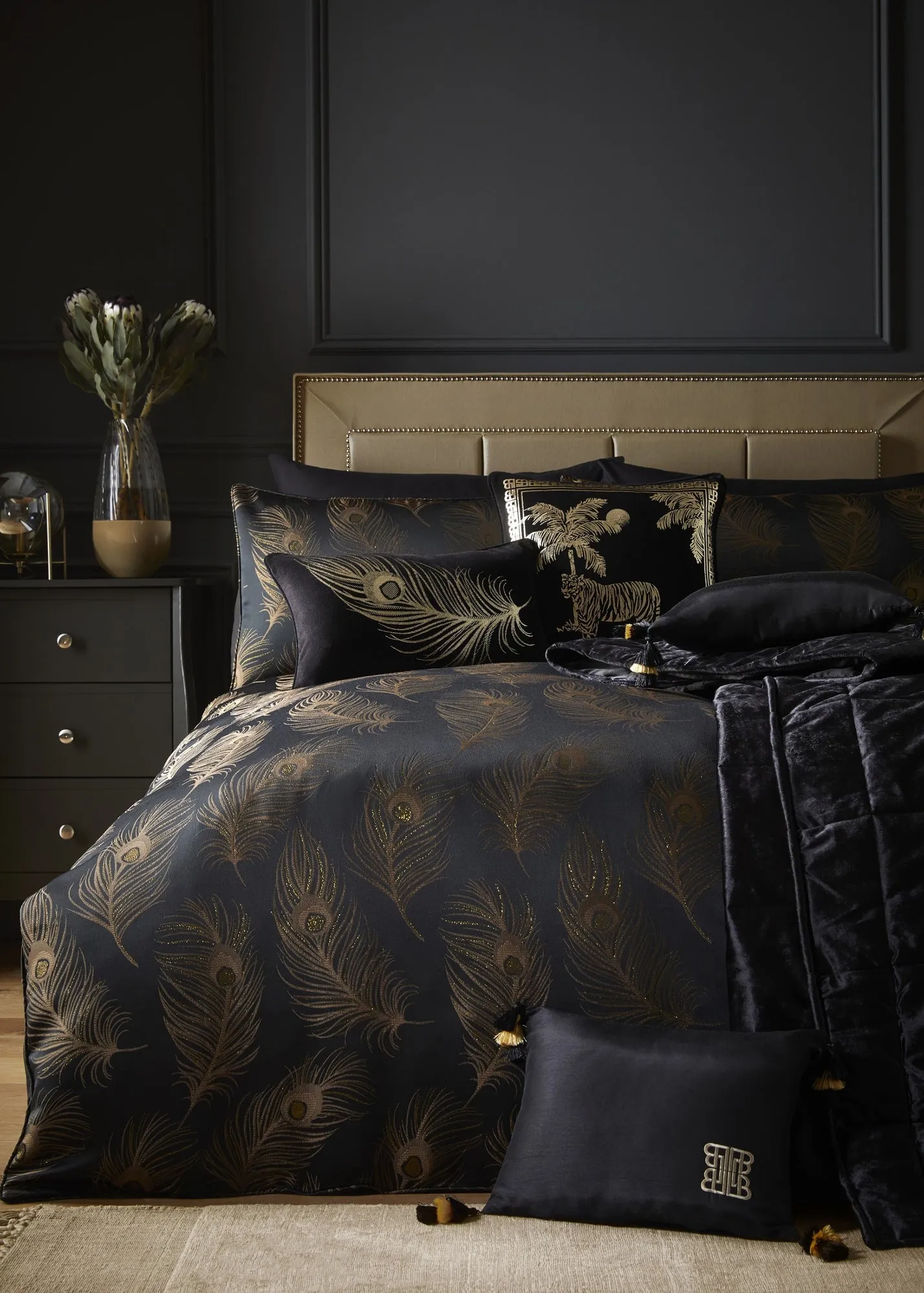 Dandy Jacquard Double Duvet Cover Set - Black, Polyester product