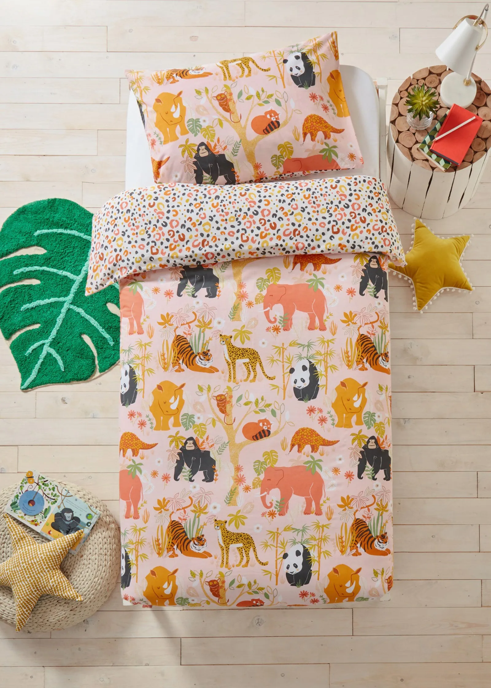 Endangered Animals Junior Duvet Cover - Multi, Cotton product