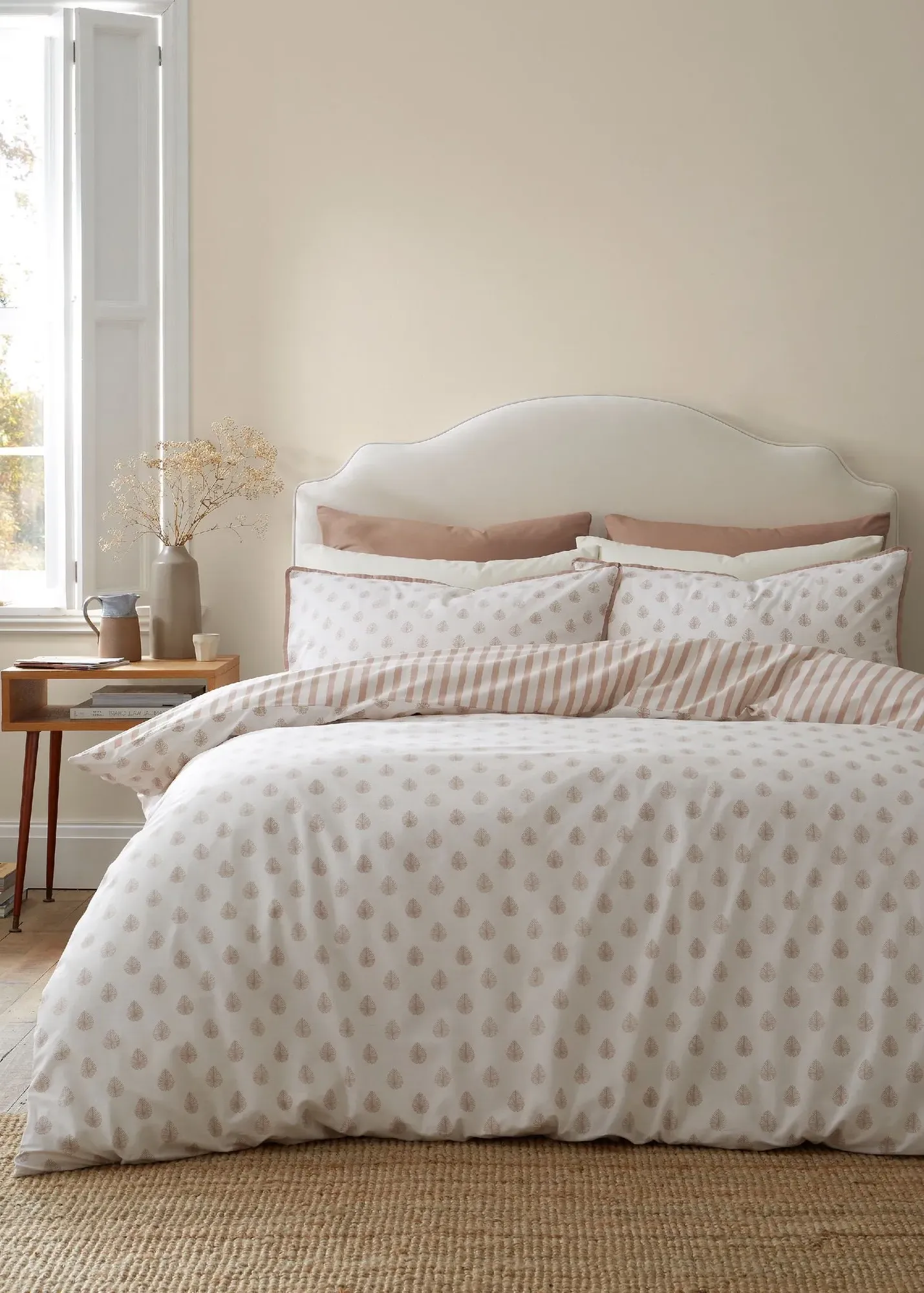 Emily Bond Jaipur Leaves Single Reversible Duvet Cover Set - Cream, Cotton product