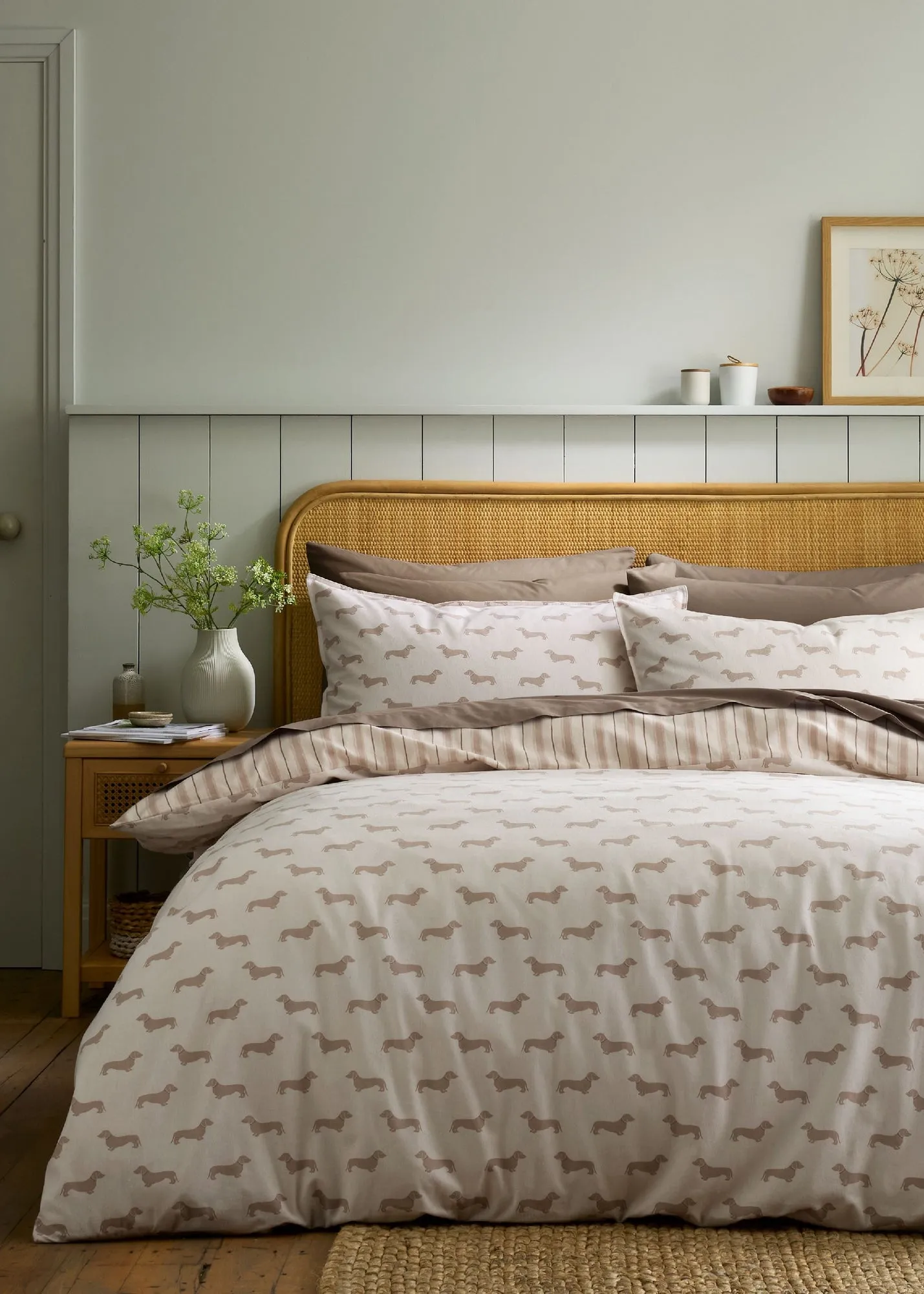 Emily Bond Peggy Dachshund Single Reversible Duvet Cover Set - Cream, Cotton product