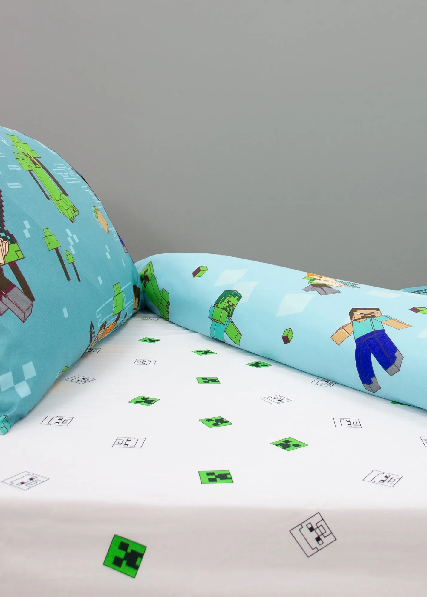 Minecraft Grids Single Fitted Sheet - White, Polycotton product