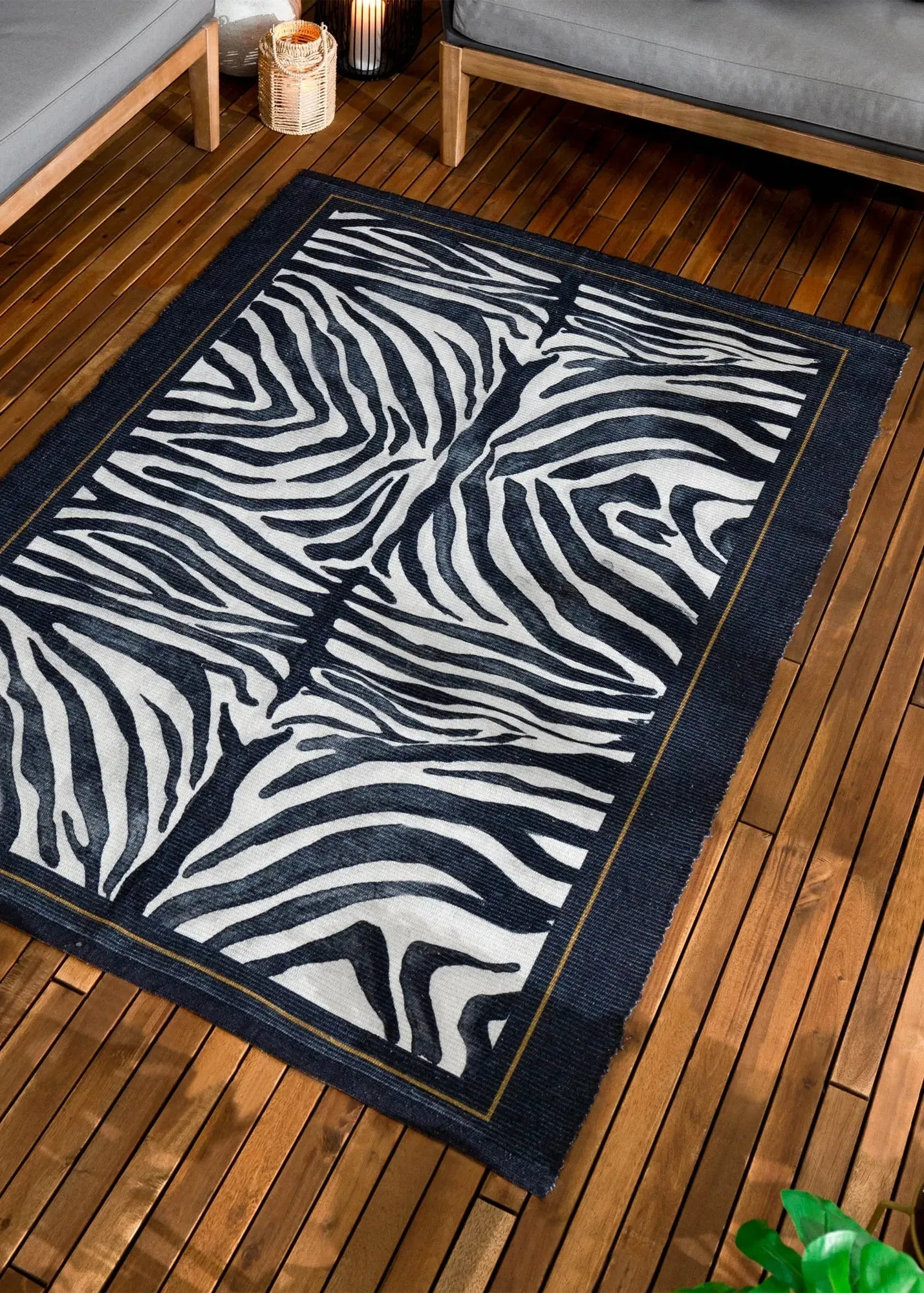 Leopardis Zebra Printed Indoor/Outdoor Rug - Multi, Polyester product