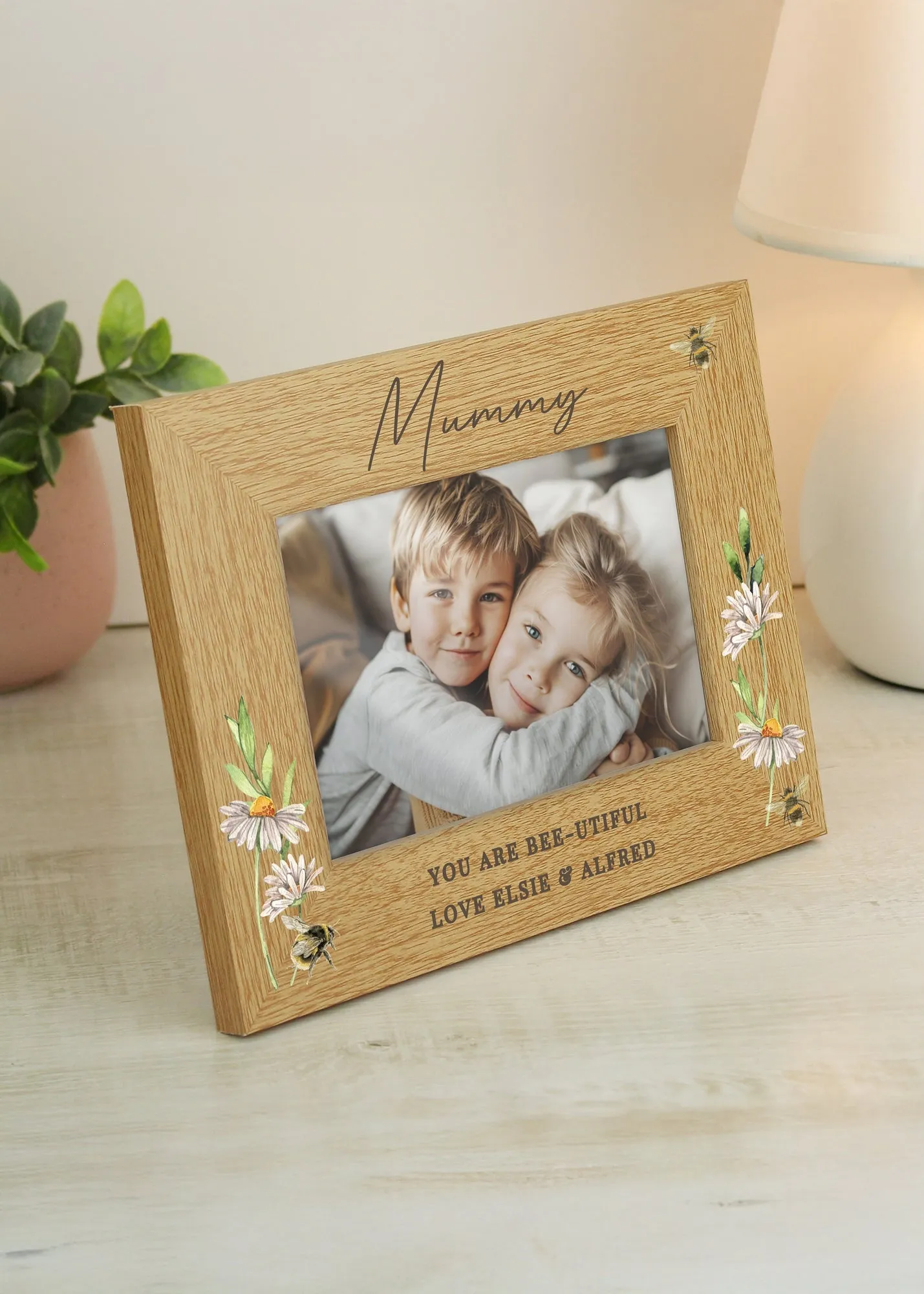 Floral Bee 6x4 Photo Frame - Brown, Oak Veneer product