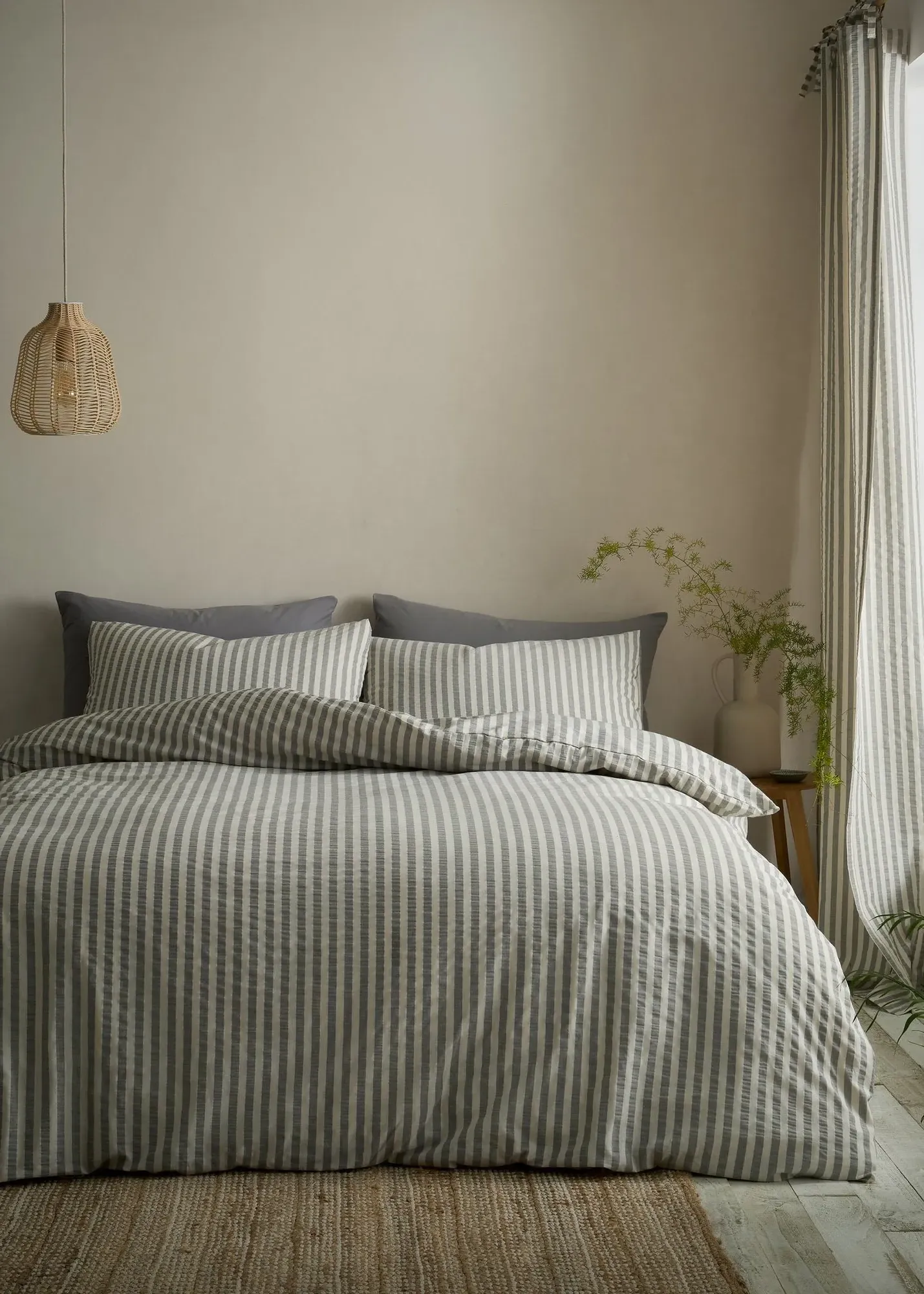 Pineapple Elephant Single Duvet Cover Set - Grey, Cotton product
