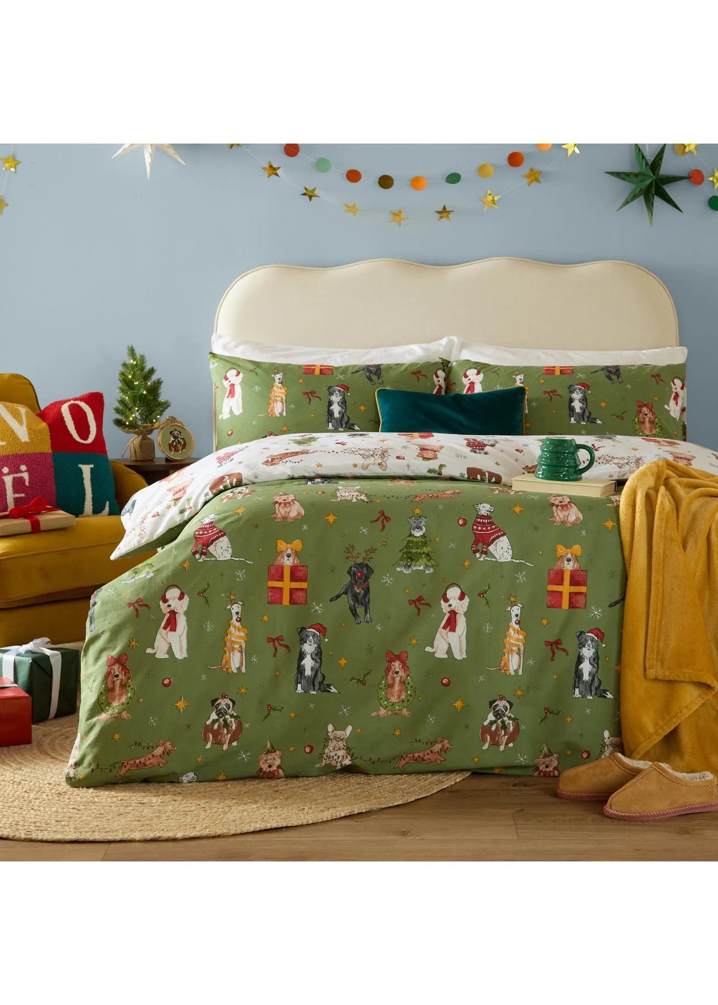 Christmas Pawty Single Reversible Duvet Set - Green product