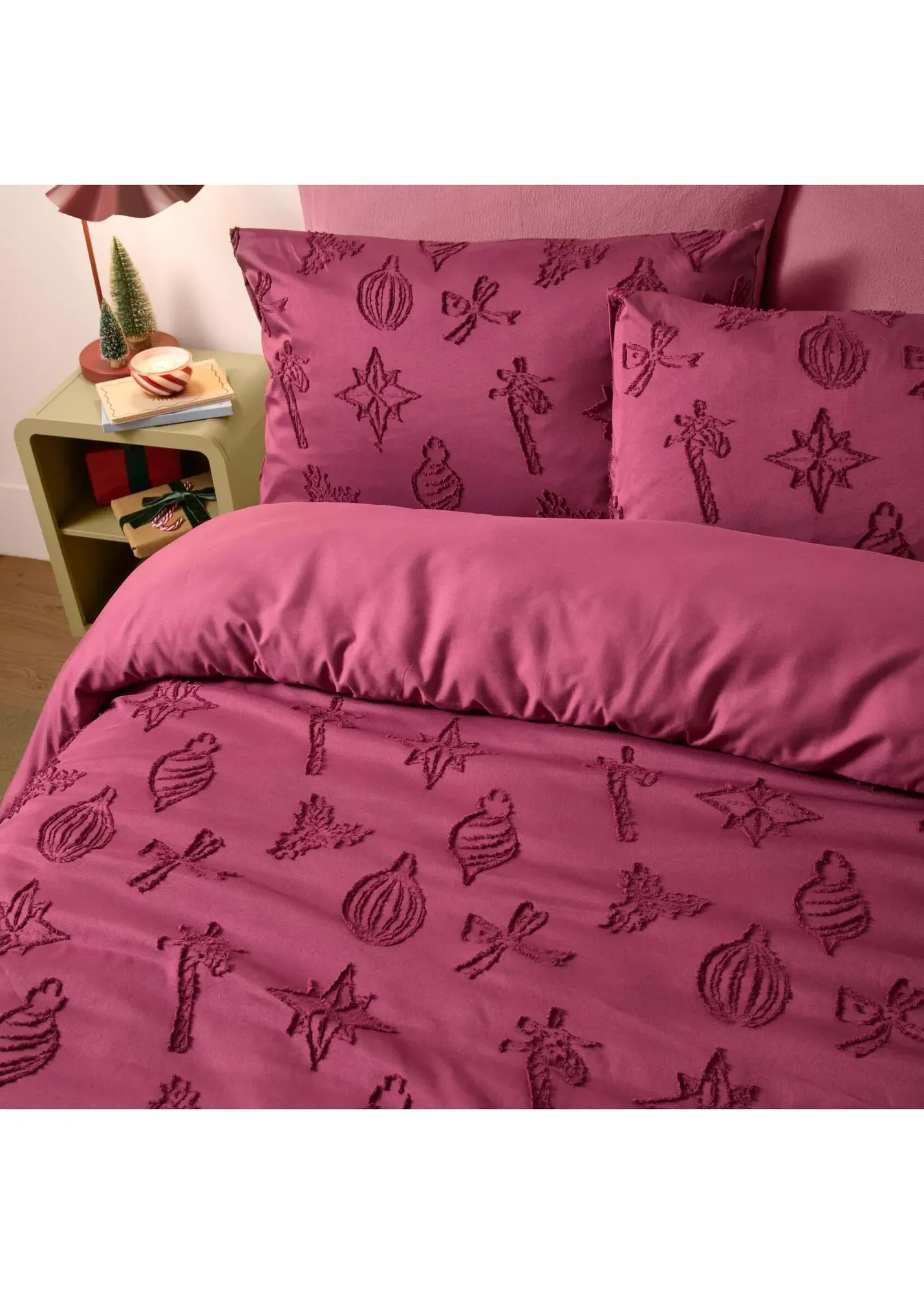 Christmas Tufted Single Duvet Set - Red product