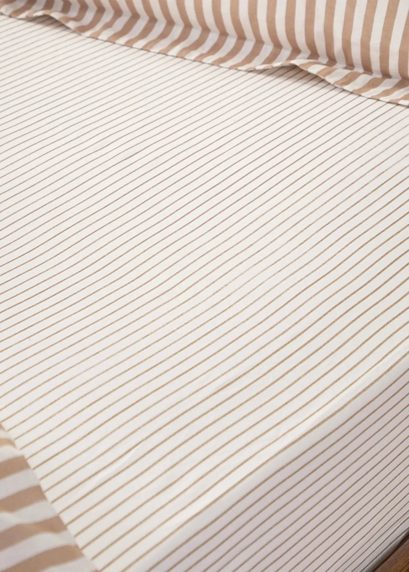 Hebden King Size Fitted Sheet Narrow Stripe - Beige, Cotton product