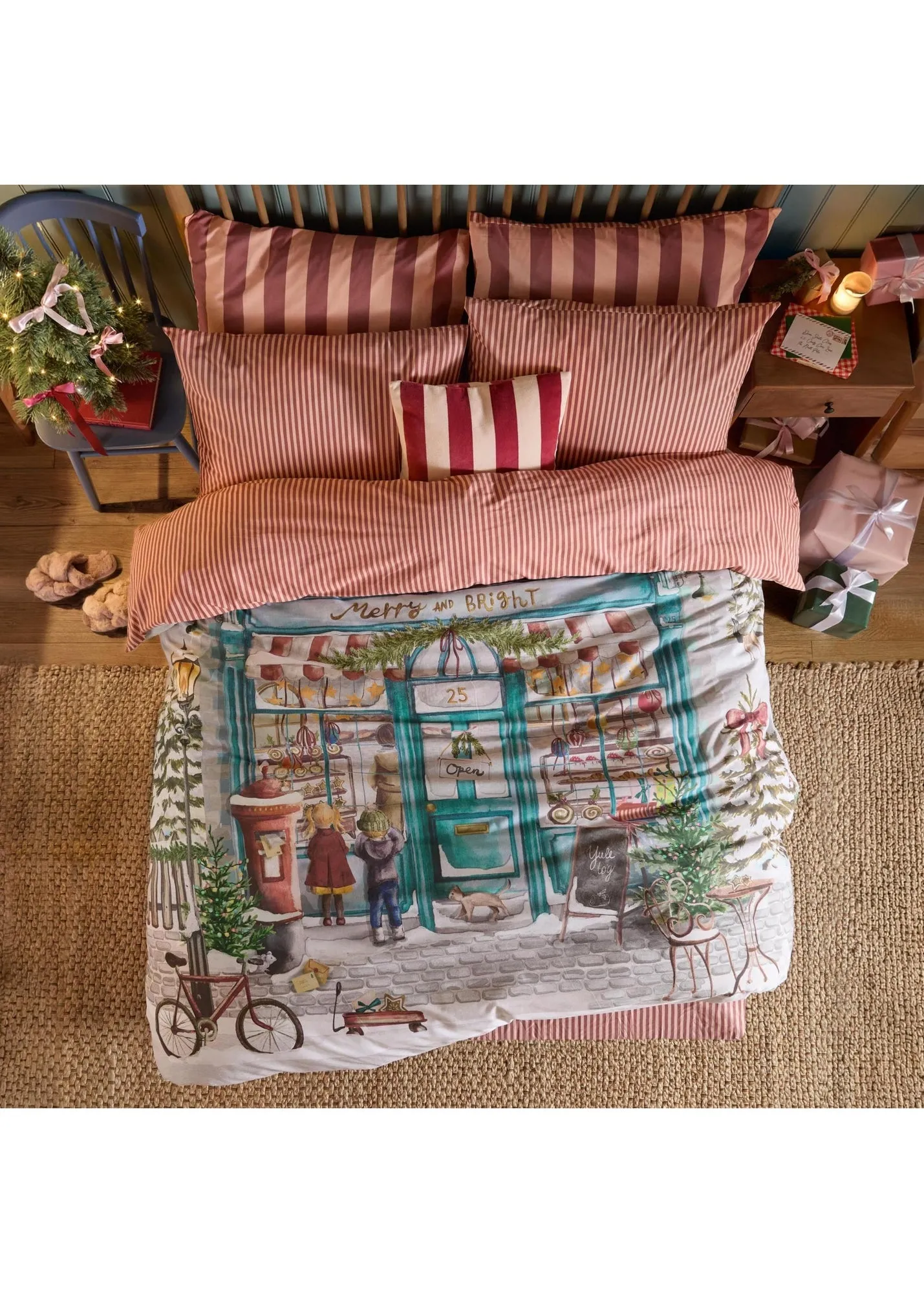 Merry & Bright Single Reversible Christmas Duvet Set - Multi product
