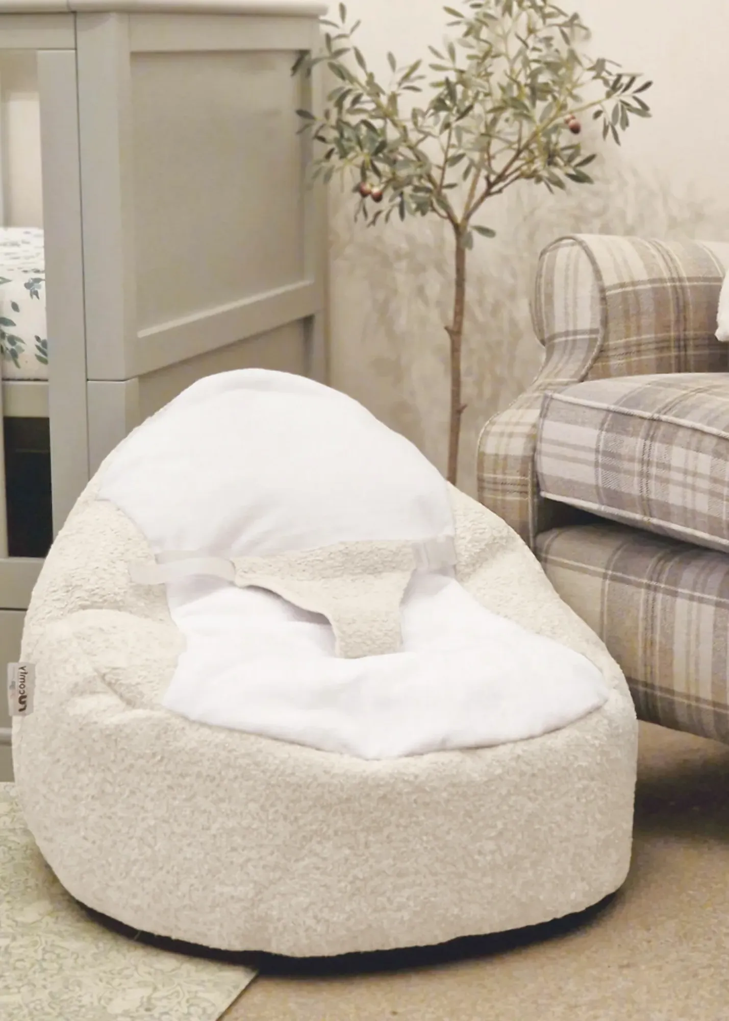Snug Gaga Baby Beanbag - Natural, Polyester product