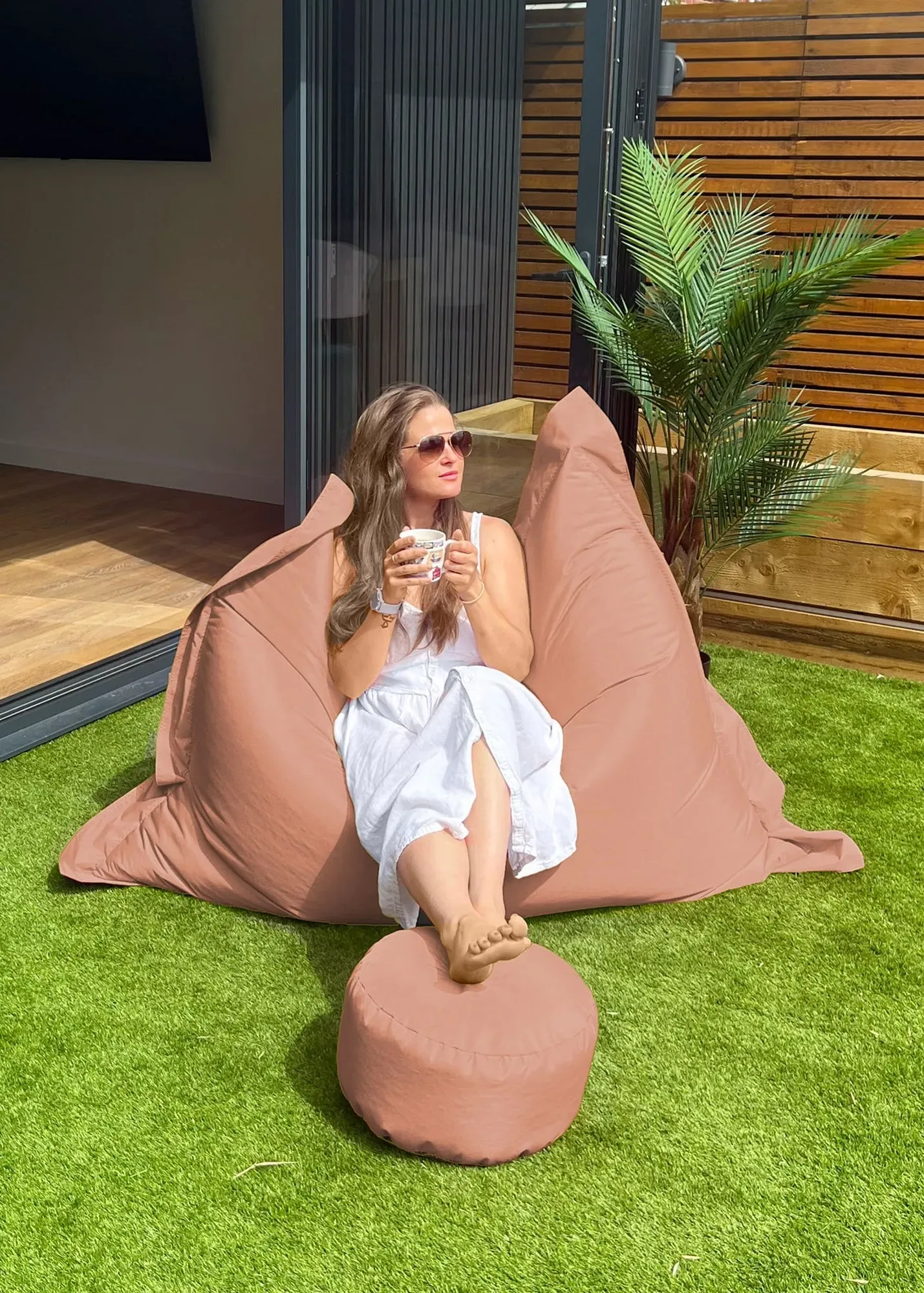 Squarbie Dusky Giant Indoor/Outdoor Beanbag - Pink product