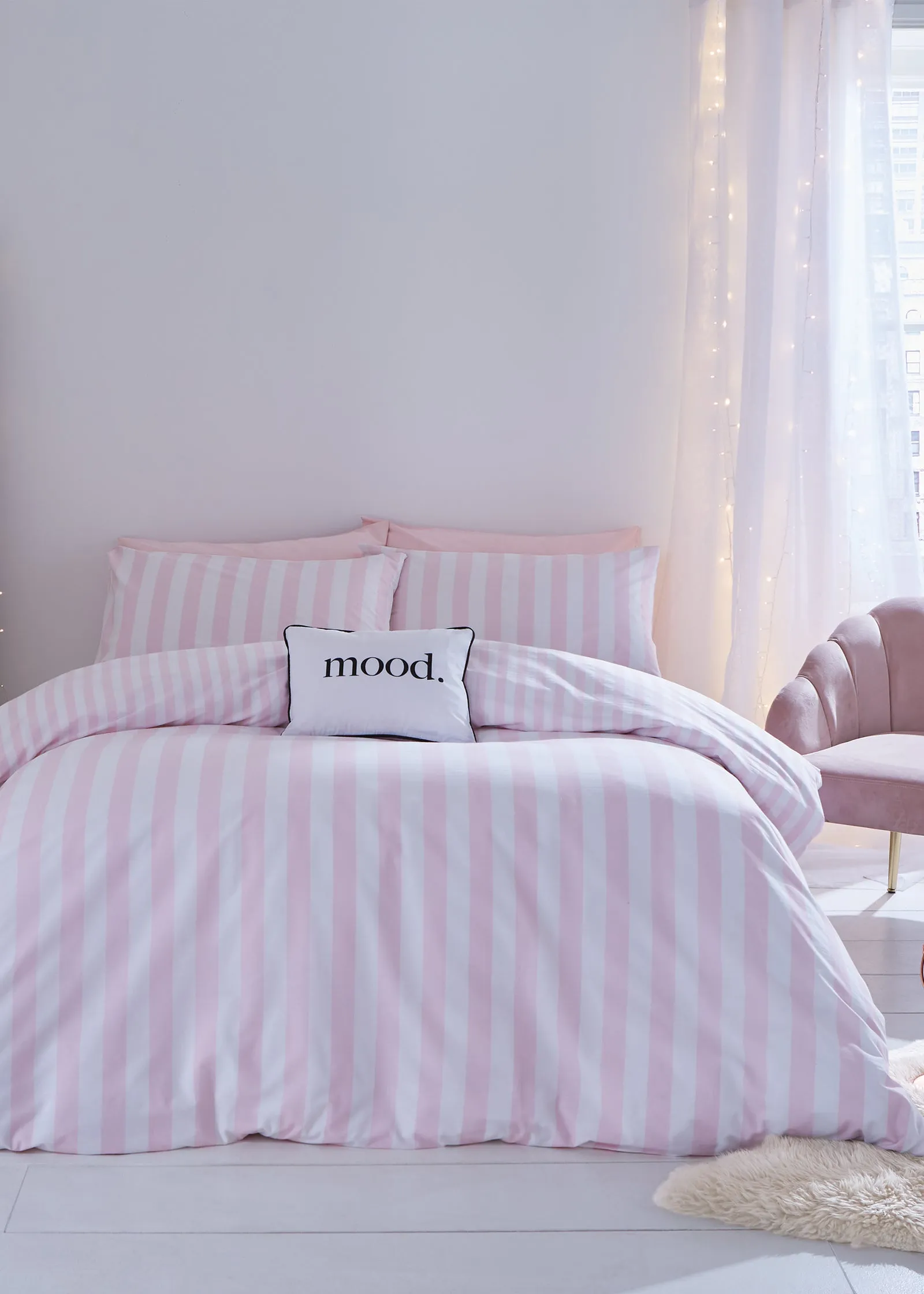 Stripe Tease Single Reversible Duvet Cover Set - Pink product