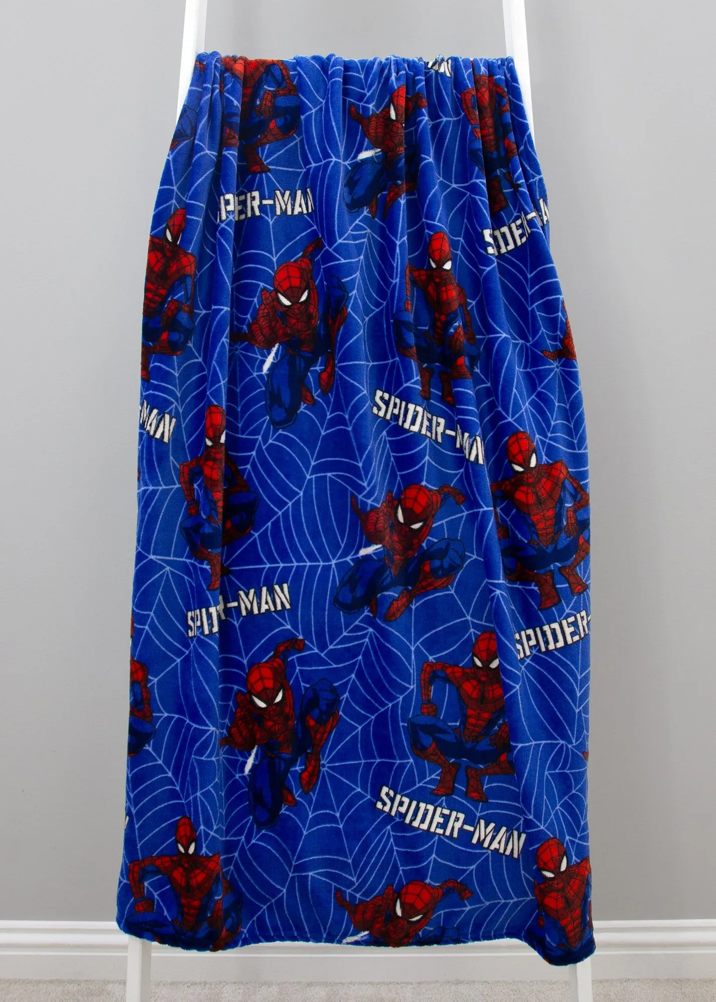 Marvel Spiderman Glow In The Dark Blanket - Blue, Fleece product