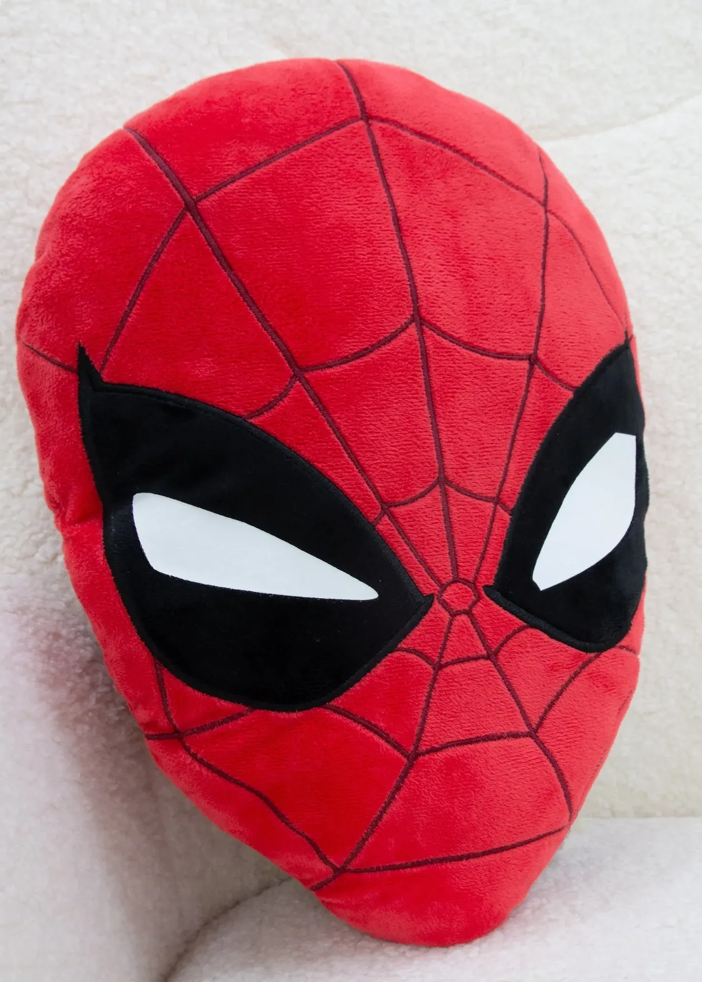 Spiderman Adventure Glow In The Dark Cushion - Red product