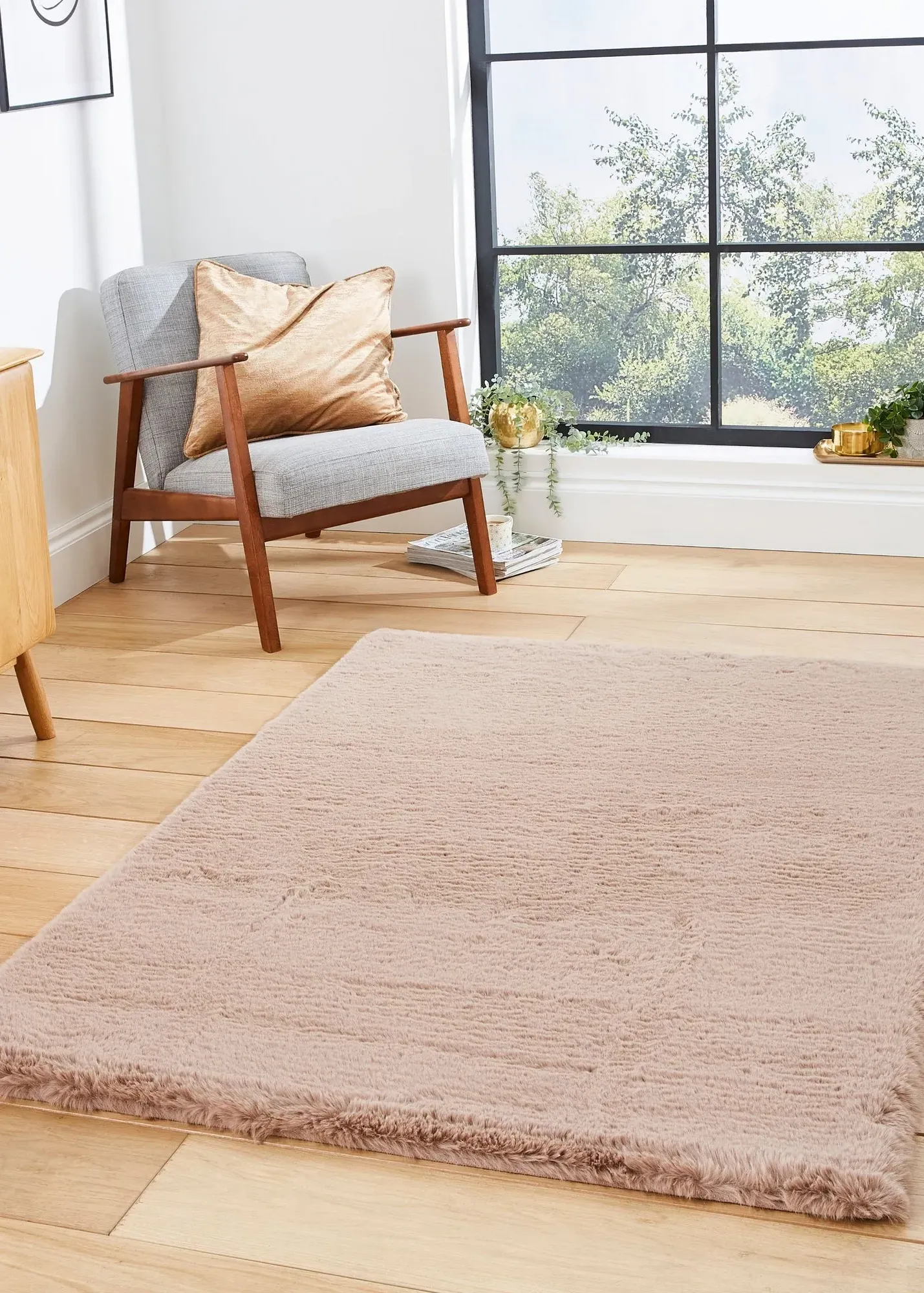 Super Teddy Plain Shaggy Rectangle Rug - Pink, Polyester product