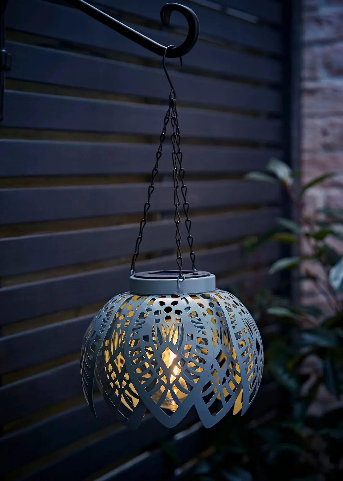 Artichoke Powder Hanging Solar Light - Blue product