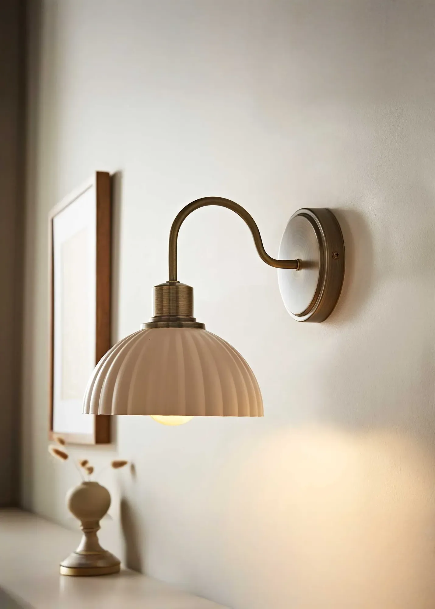 Bourton Ribbed Dome Wall Light - Gold, Metal product
