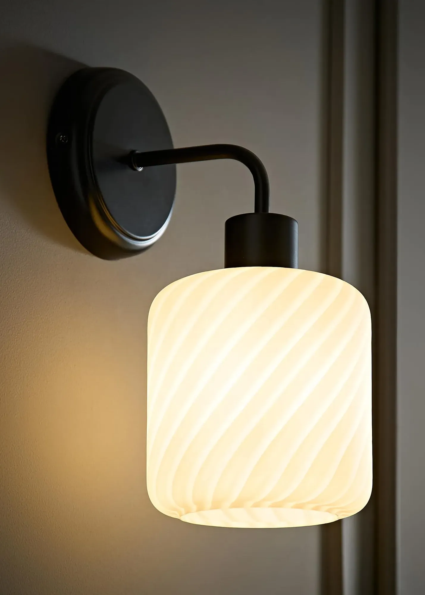 Emery Frosted Swirl Wall Light - Black, Metal product