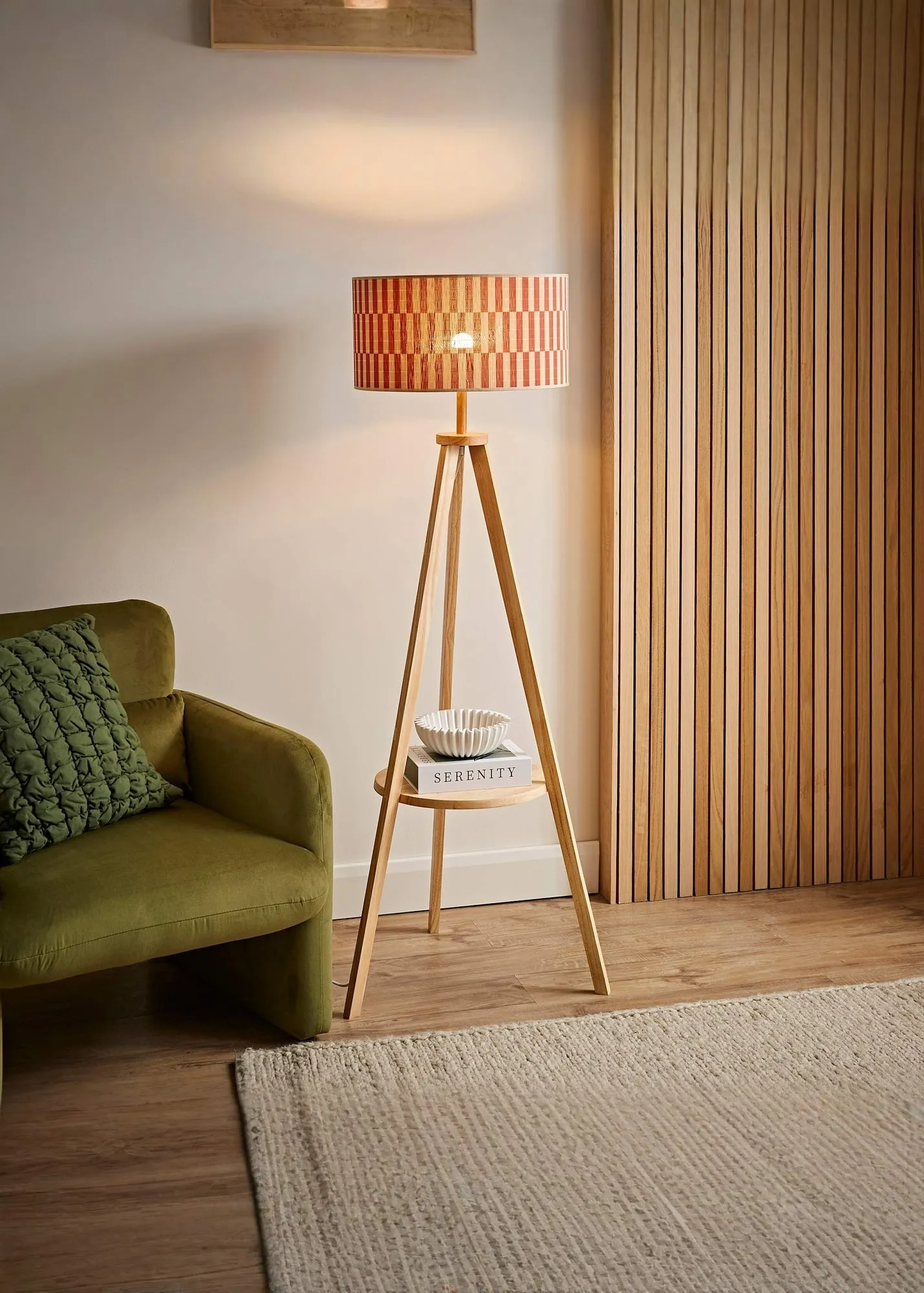 Morrigan Floor Lamp with Bamboo Lampshade - Natural product