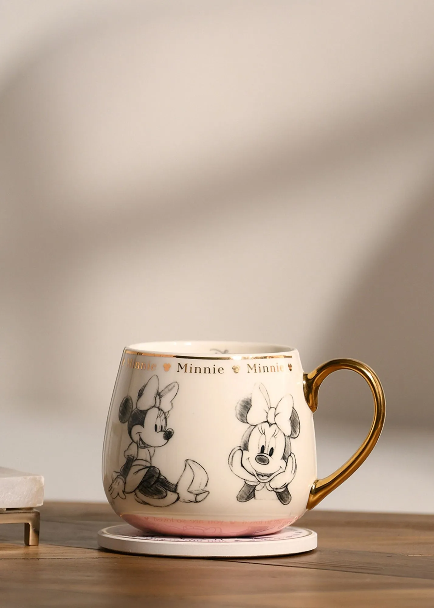 Disney Minnie Mouse Collectable Mug - White, Ceramic product