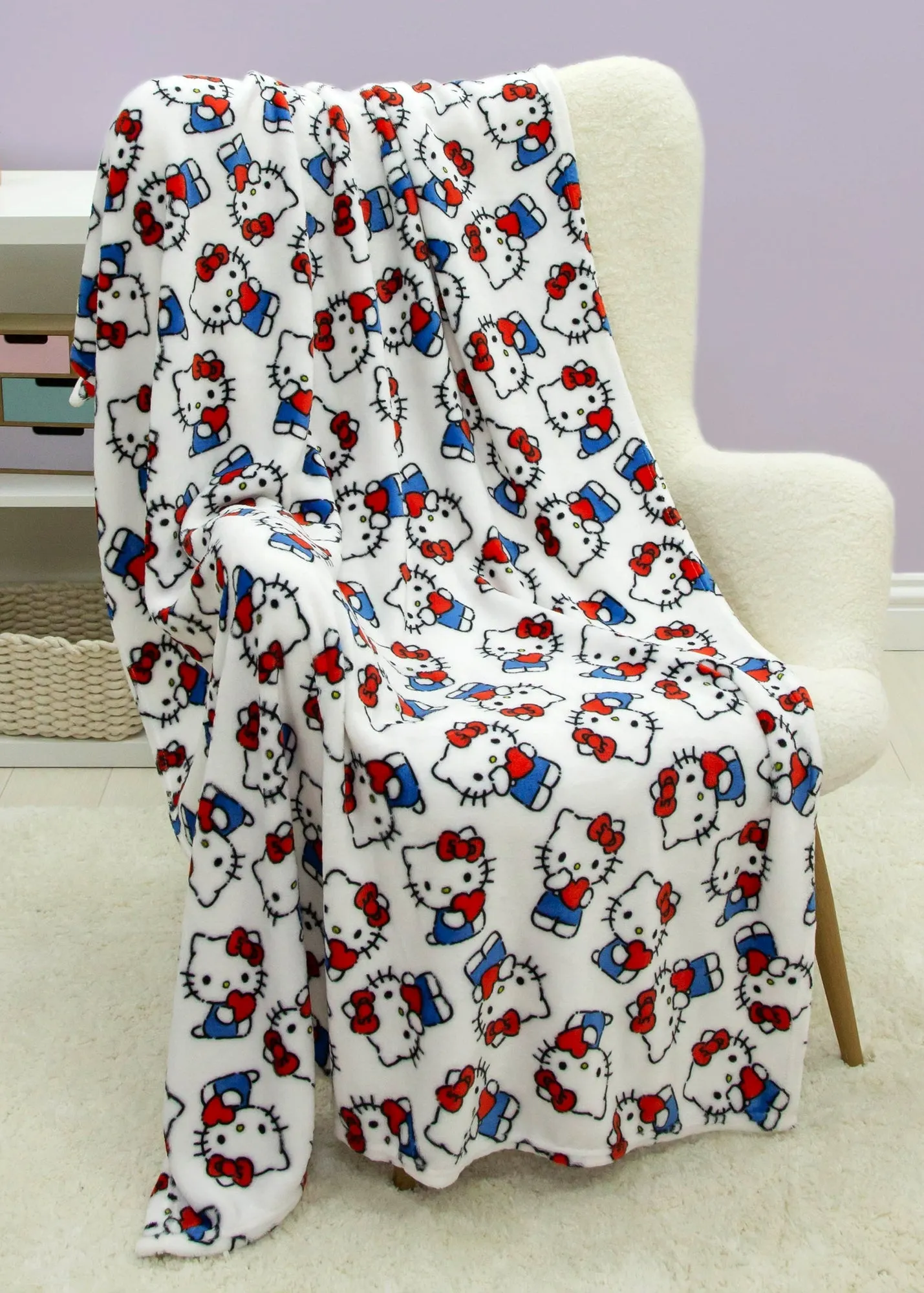 Hello Kitty Fleece Throw - White, Polyester product