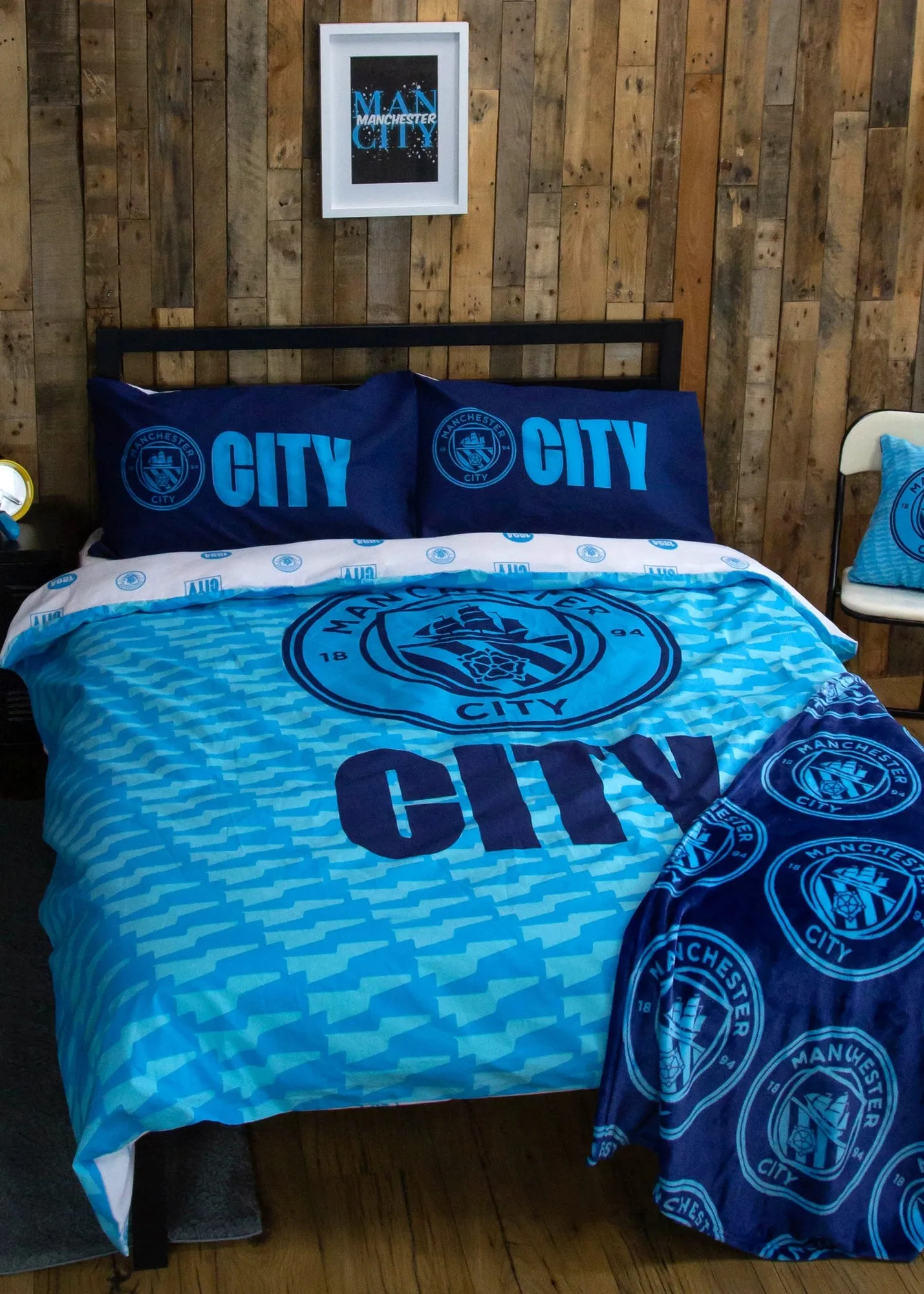Manchester City FC Single Reversible Duvet Cover Set - Blue product