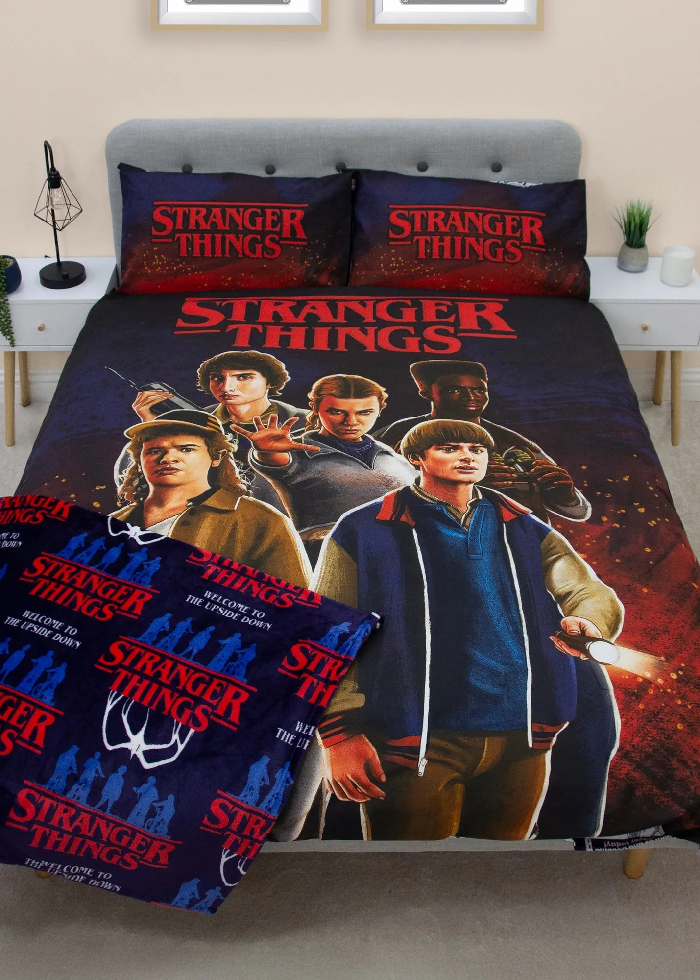 Stranger Things Flames Double Duvet Cover - Black, Polycotton product