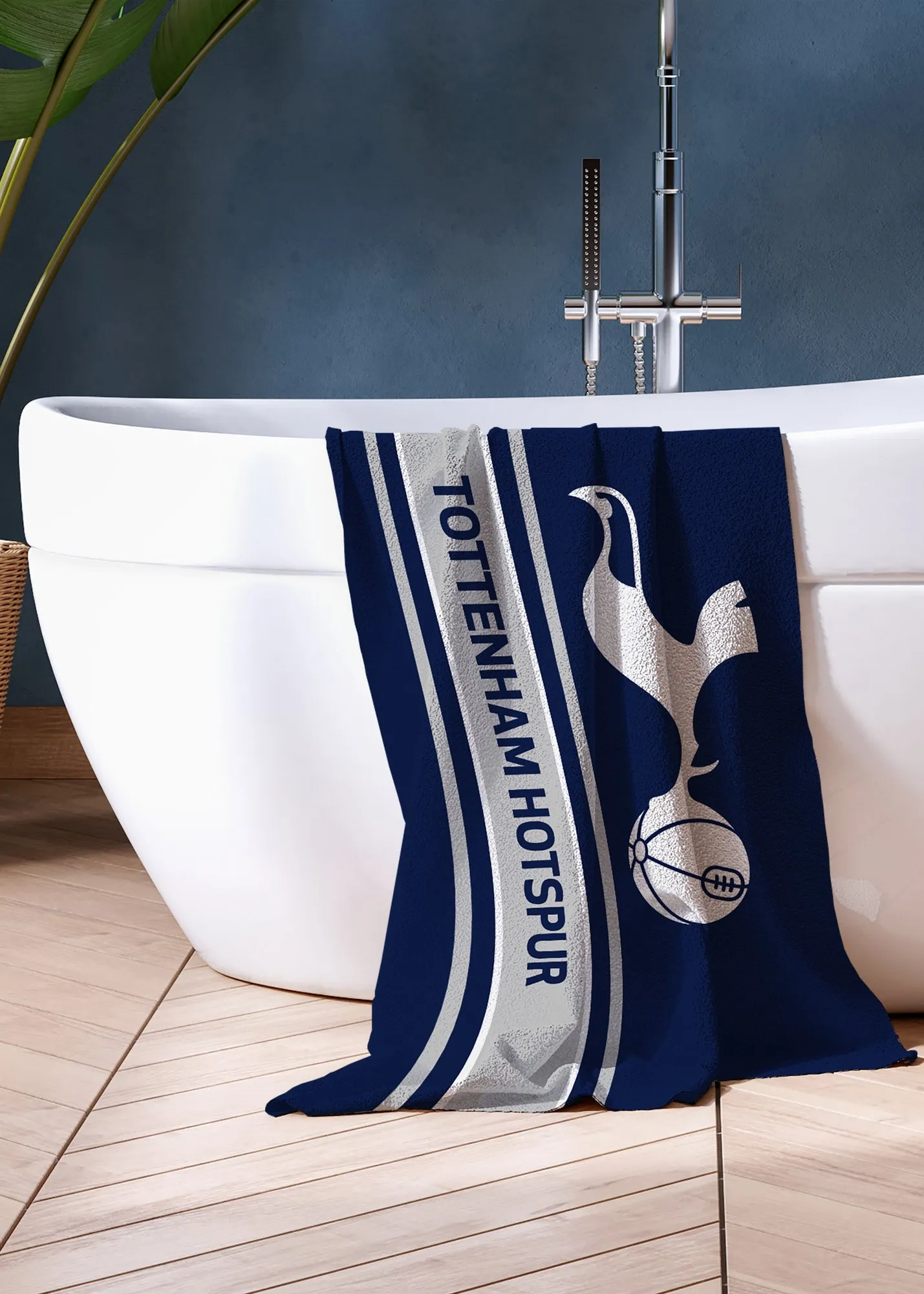 Tottenham Hotspur FC Bath Towel - Blue, Cotton product