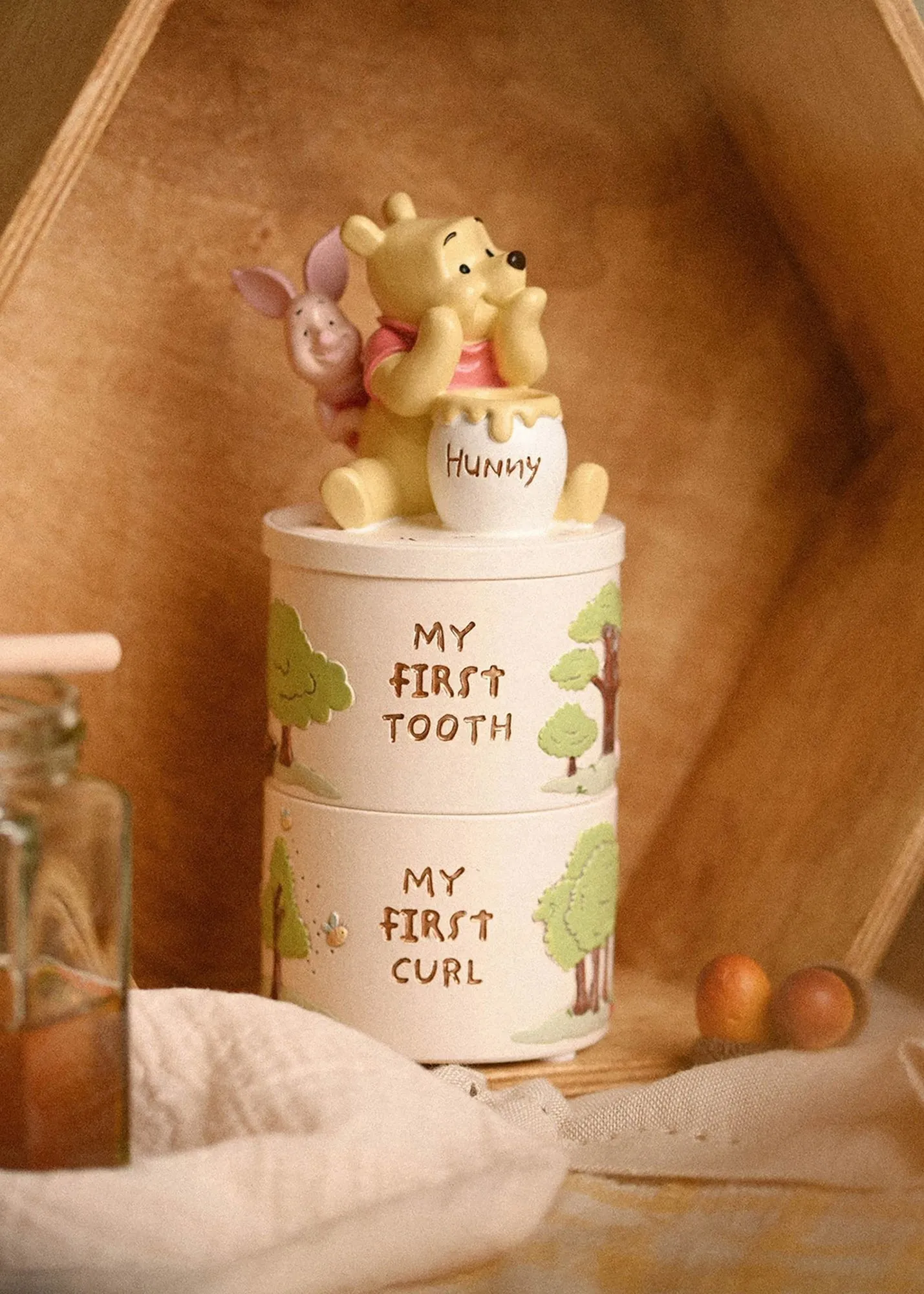 Winnie The Pooh Resin Tooth & Curl Trinket Box Set - White product