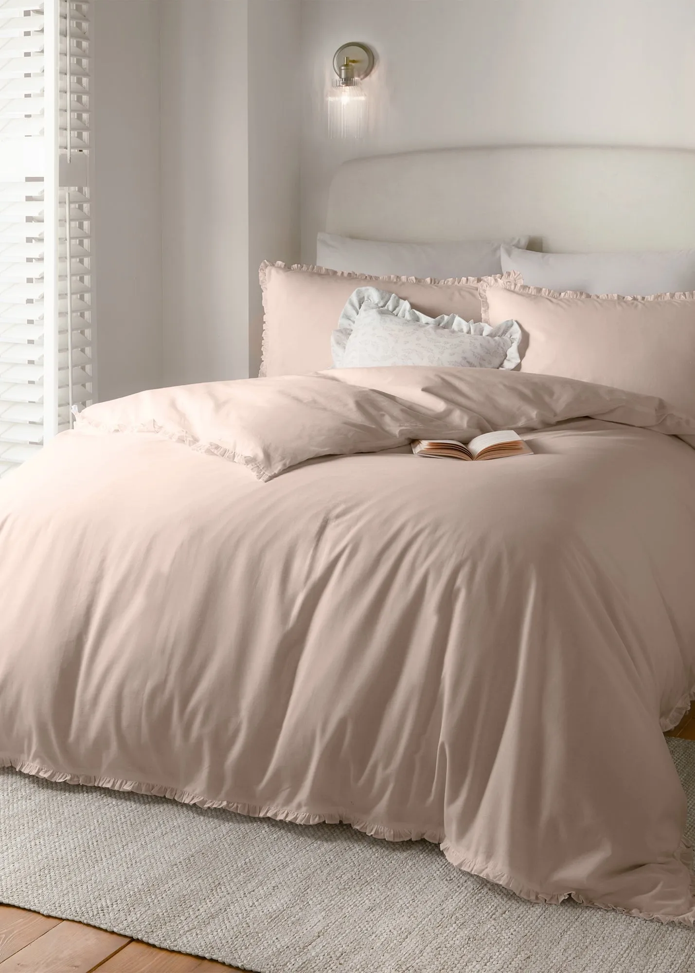 100% Cotton Ruffle King Size Duvet Set - Pink product