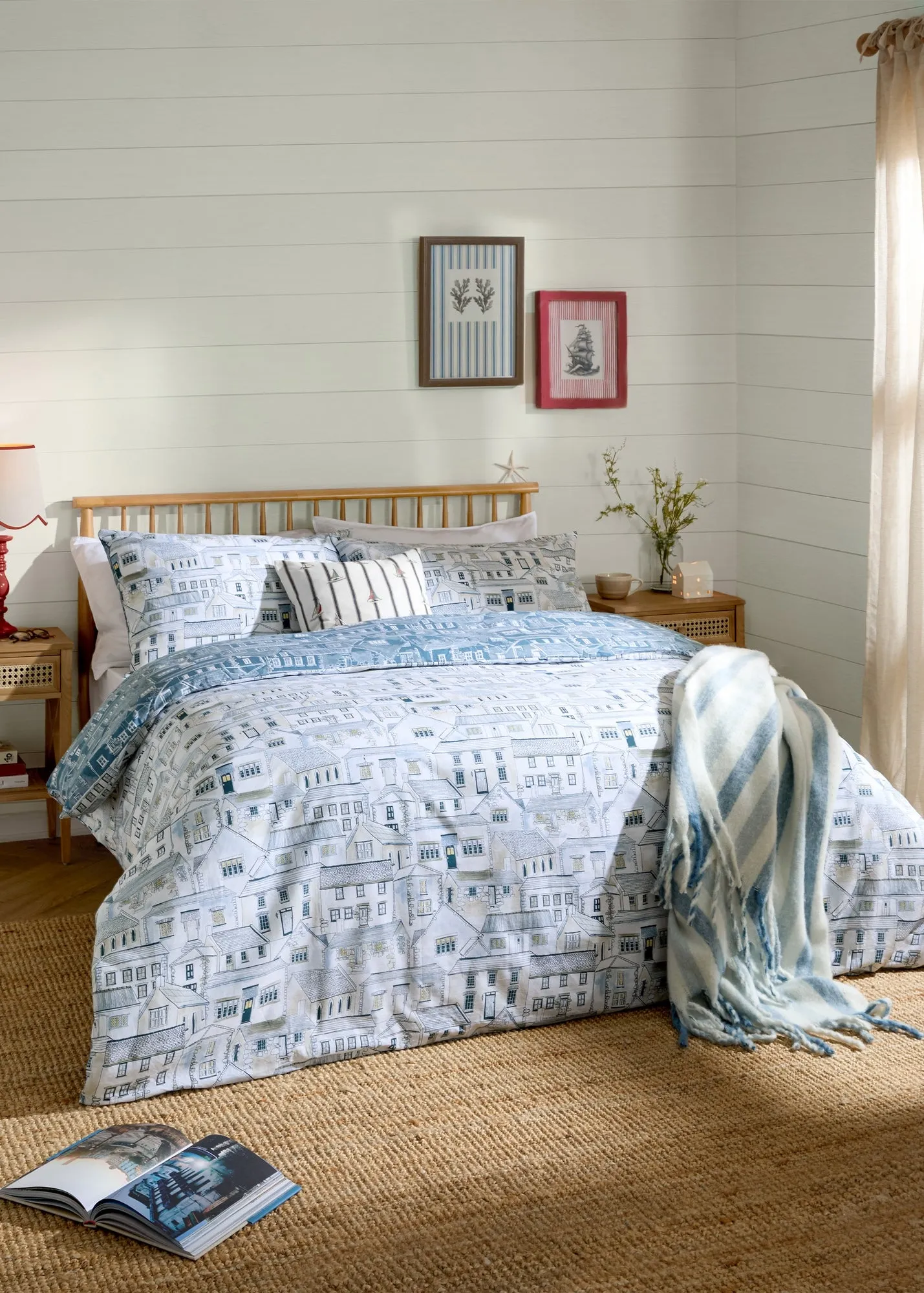 Abersoch Town Single Reversible Duvet Cover Set - Blue, Cotton product