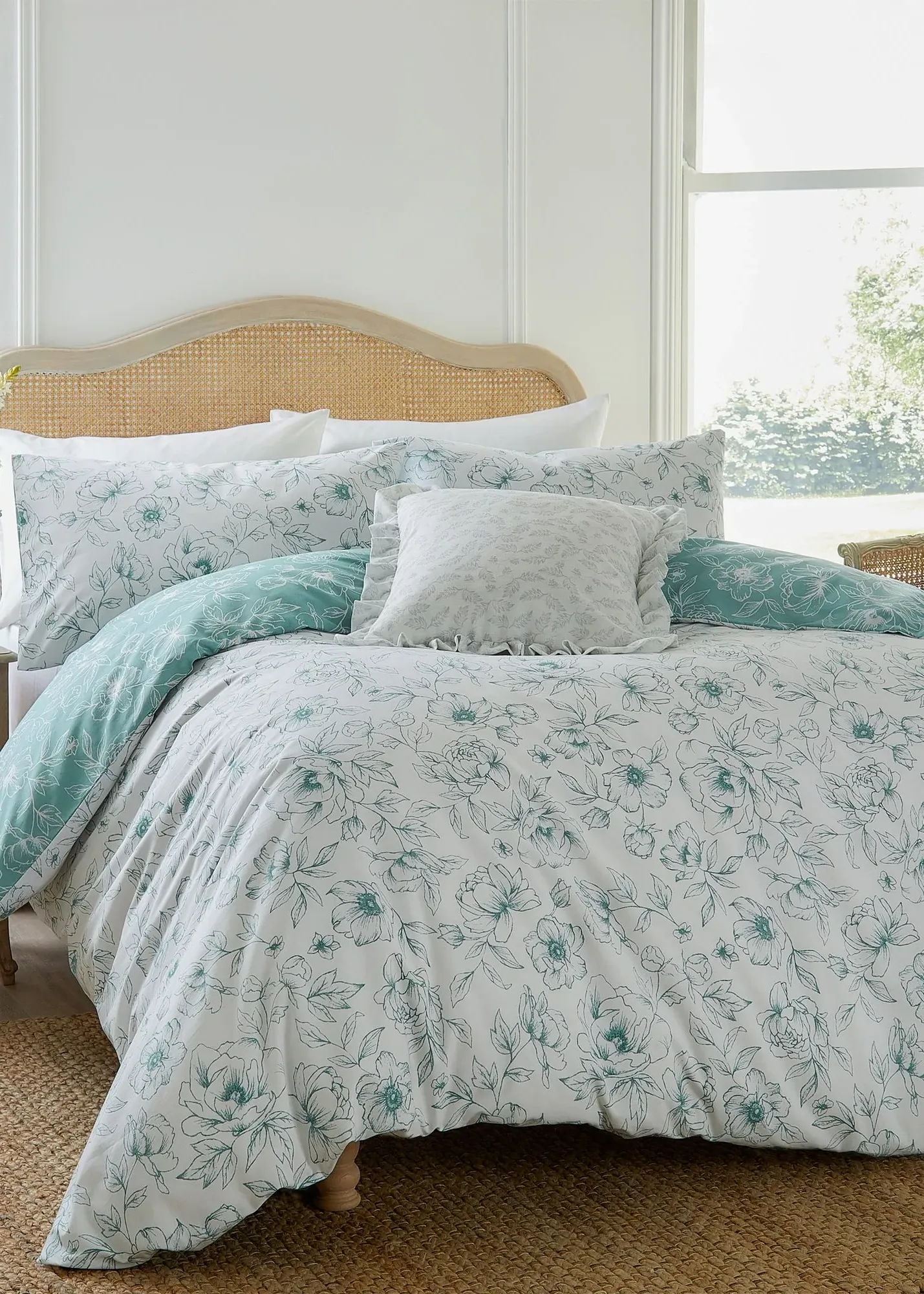 Bella Reversible Floral Duvet Set Single - Blue product