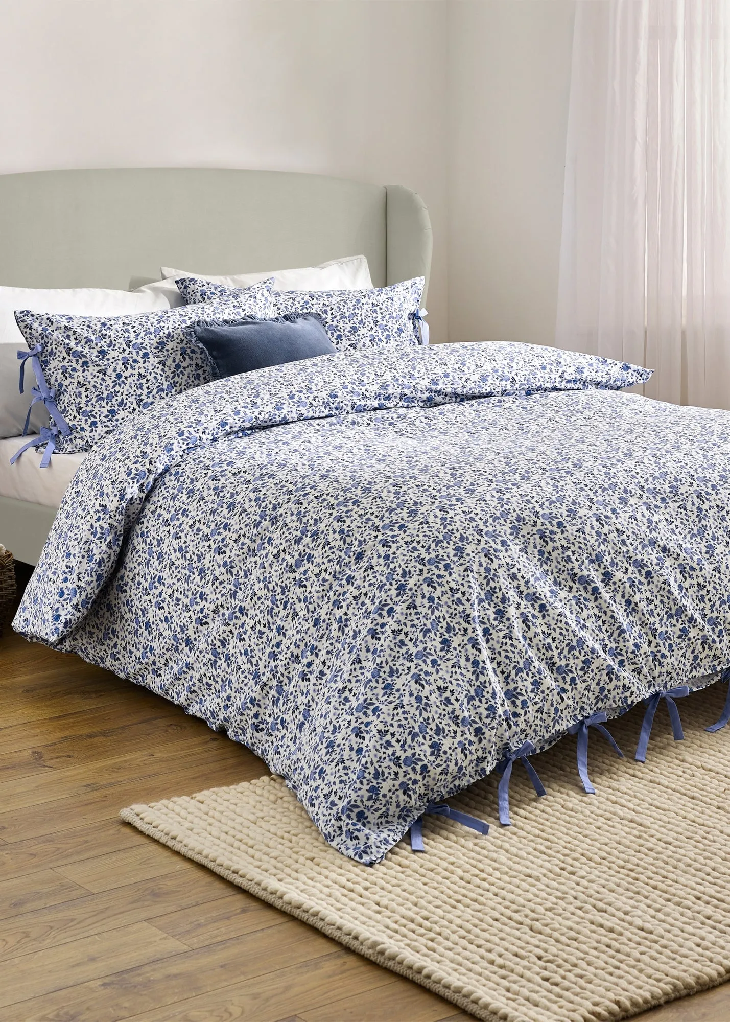Hannah Floral King Size Duvet Set - Blue, Cotton product