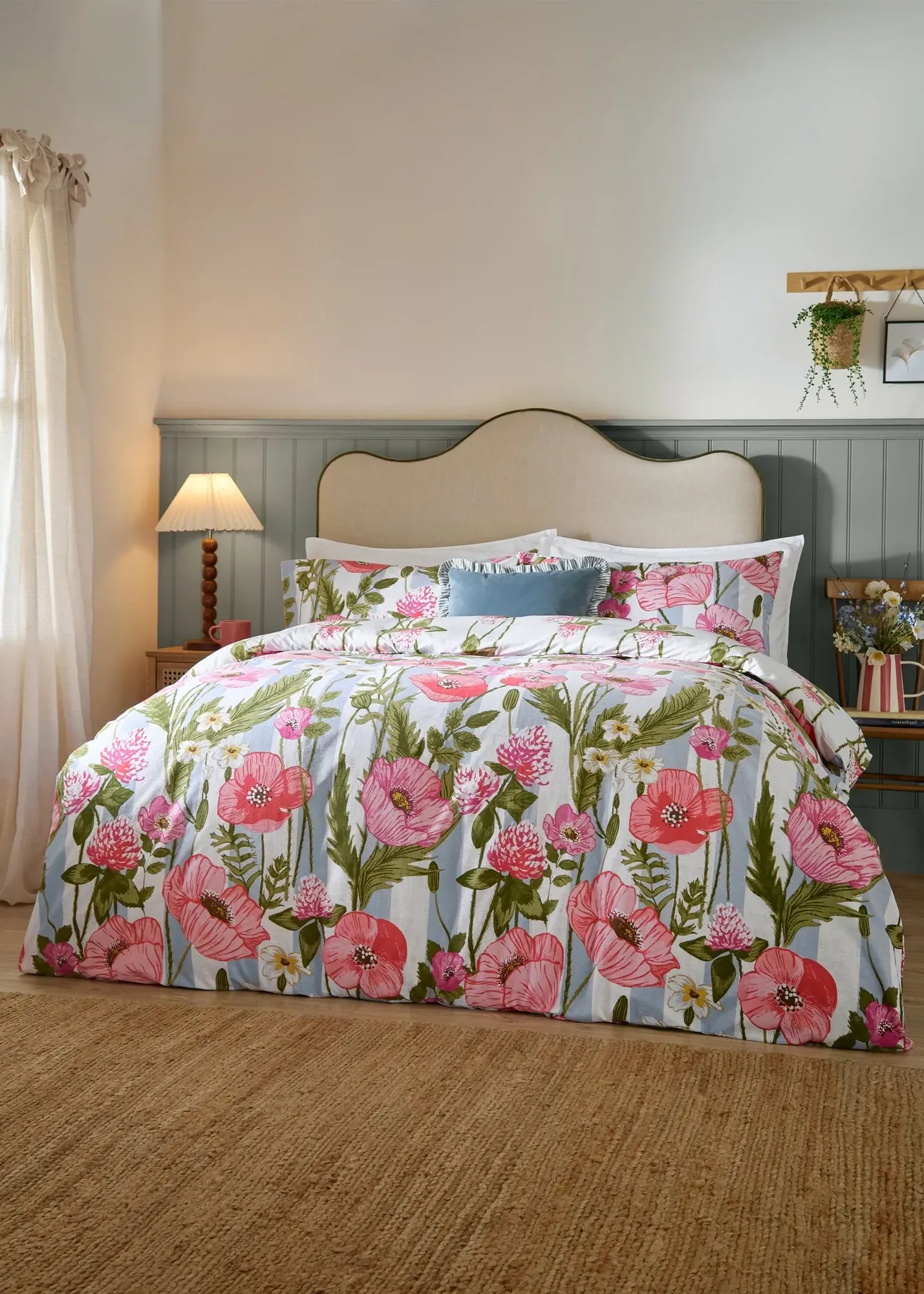 Poppy Trail Single Reversible Duvet Cover Set - Multi product
