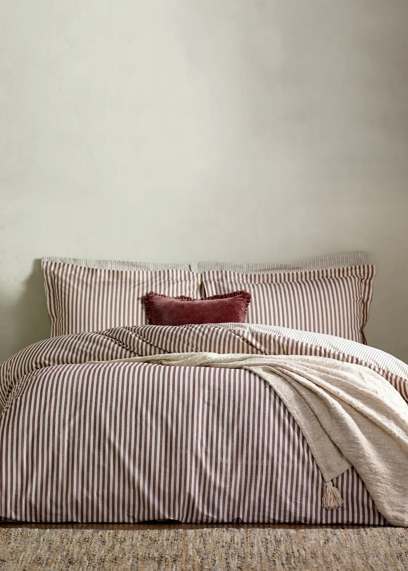 Hebden Melange Stripe Single Duvet Cover Set - Red, Cotton product