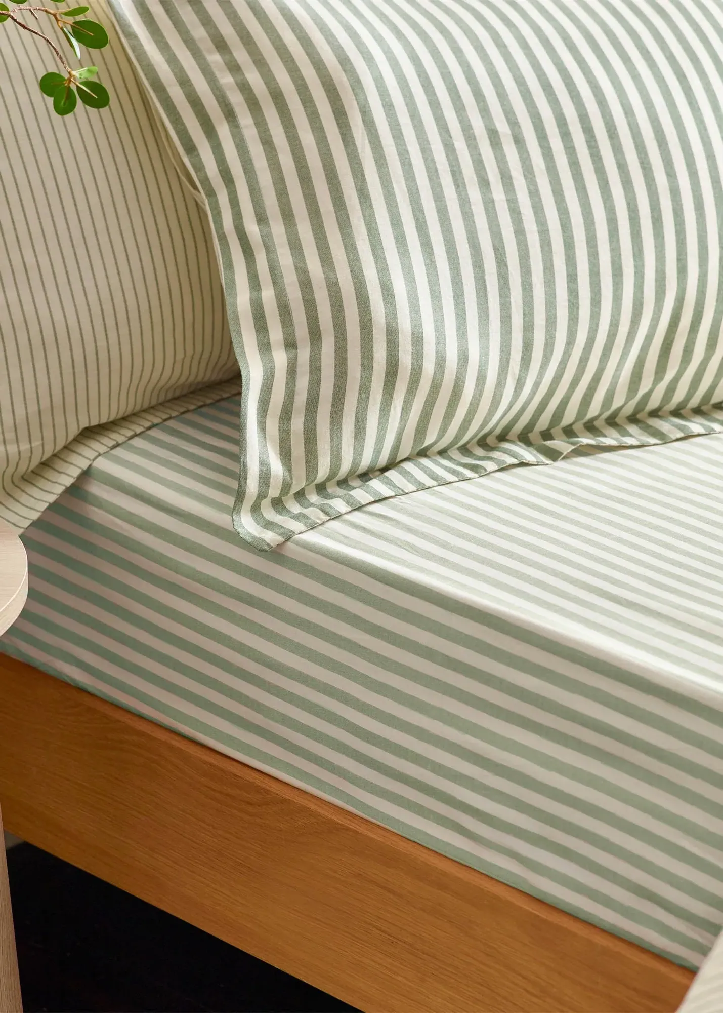 Hebden Melange Stripe Single Fitted Sheet - Green, Cotton product