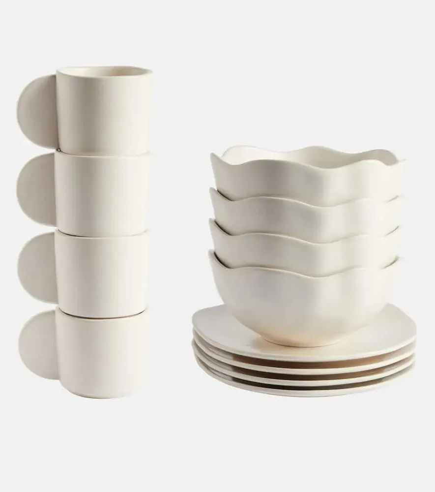 Native Set of 4 Stoneware Cups, Bowls, and Plates - White