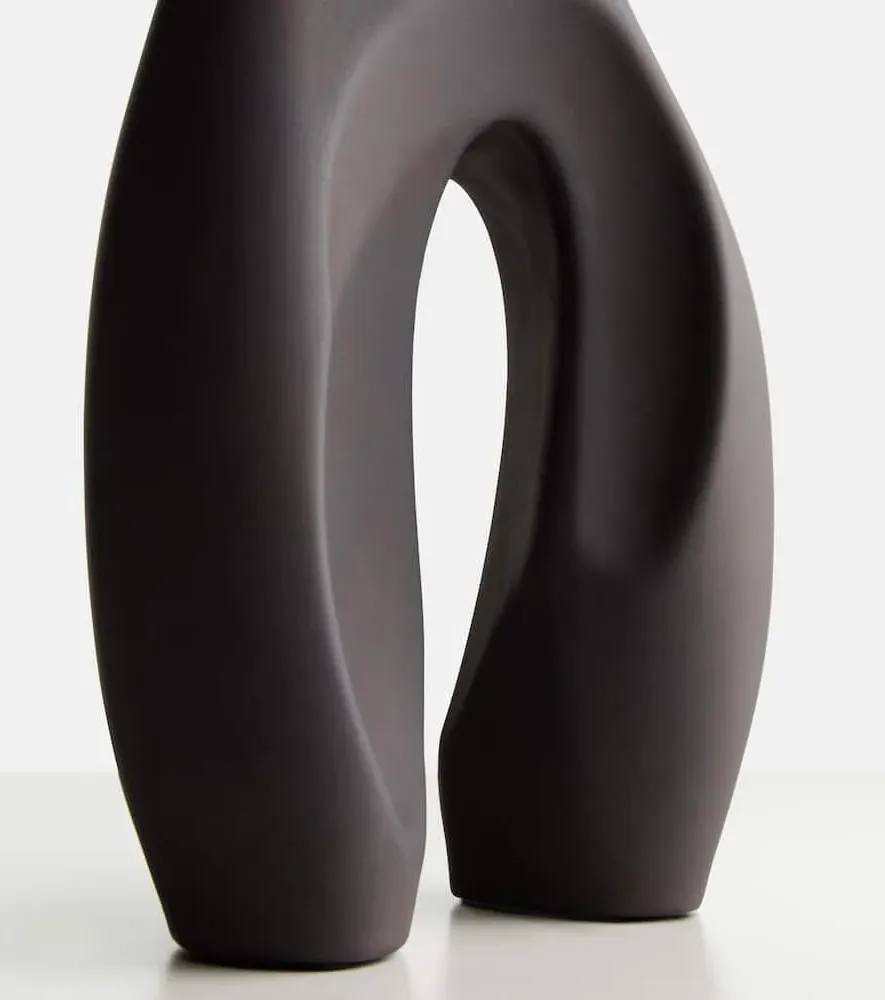 Ni Medium Ceramic Vase - Brown image