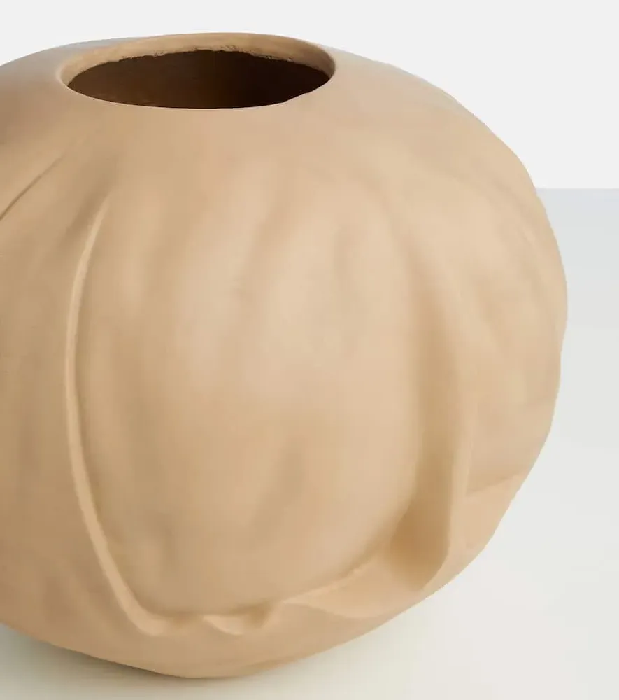 Orimono Big Vase - Beige, Concrete image